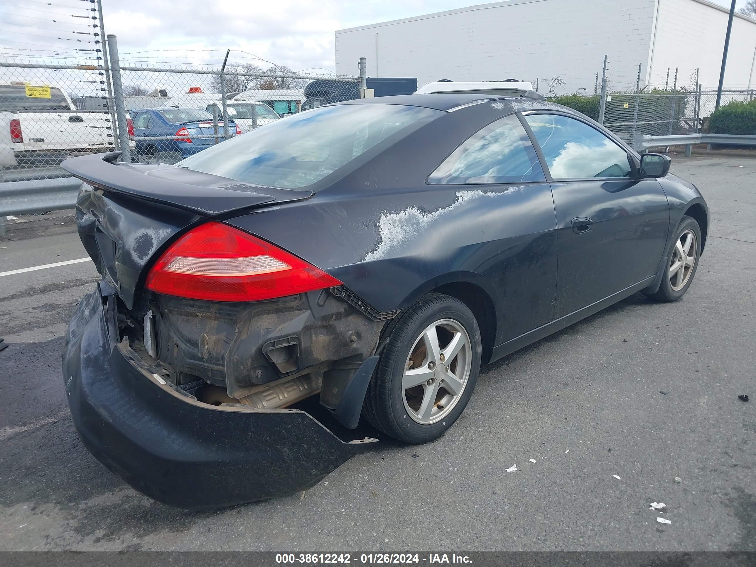 Photo 3 VIN: 1HGCM72673A020788 - HONDA ACCORD 