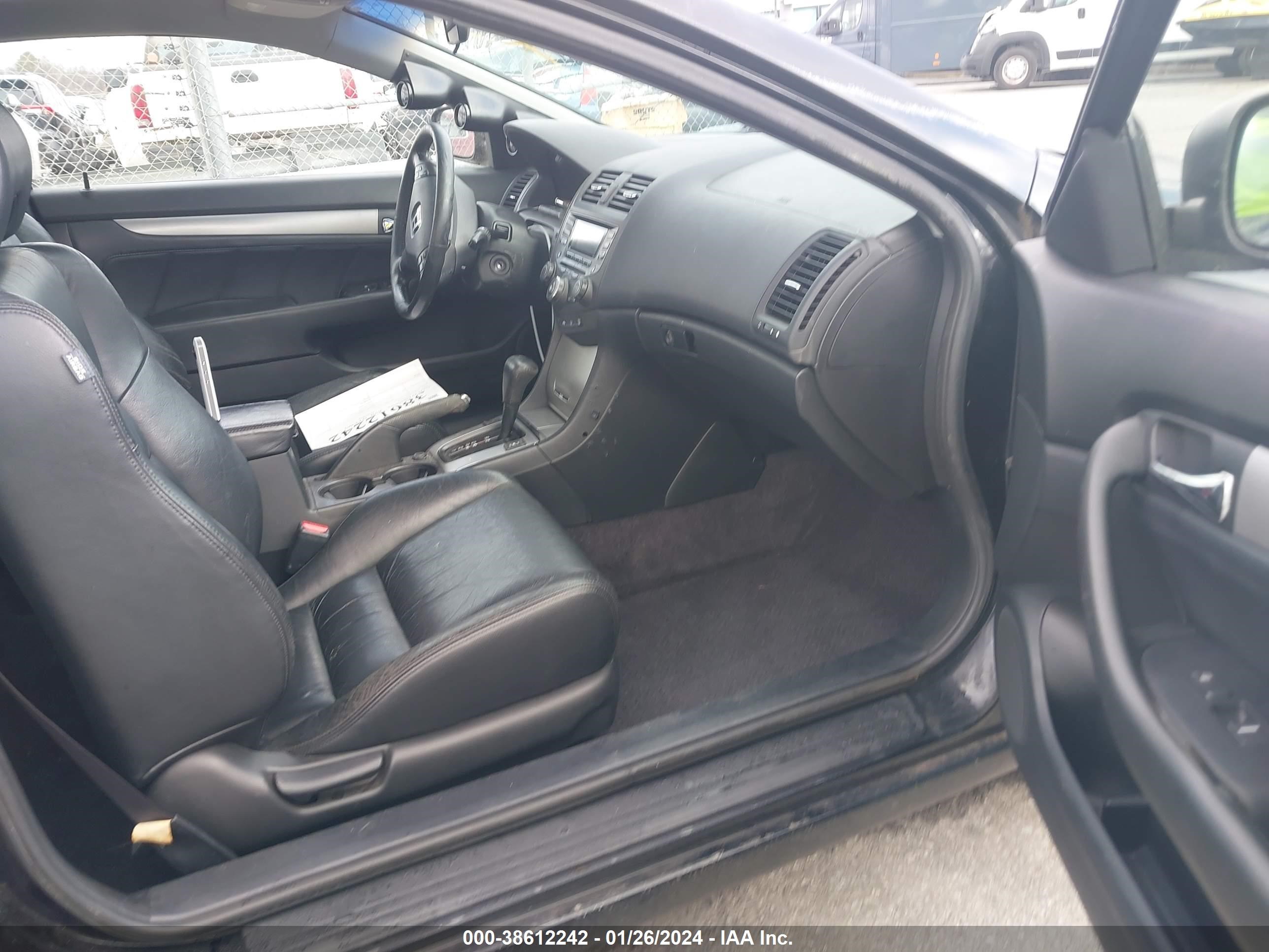 Photo 4 VIN: 1HGCM72673A020788 - HONDA ACCORD 