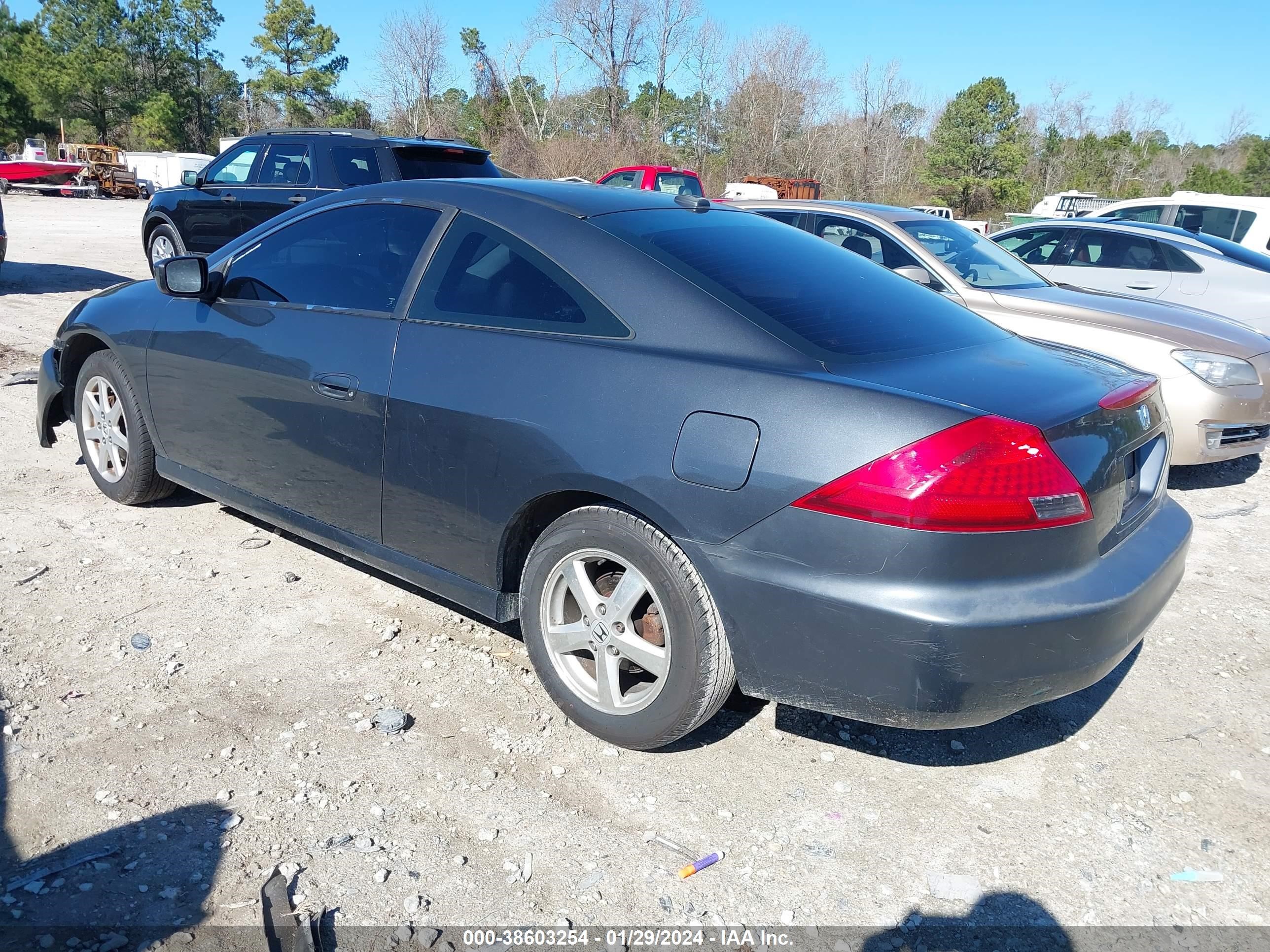 Photo 2 VIN: 1HGCM72696A003334 - HONDA ACCORD 