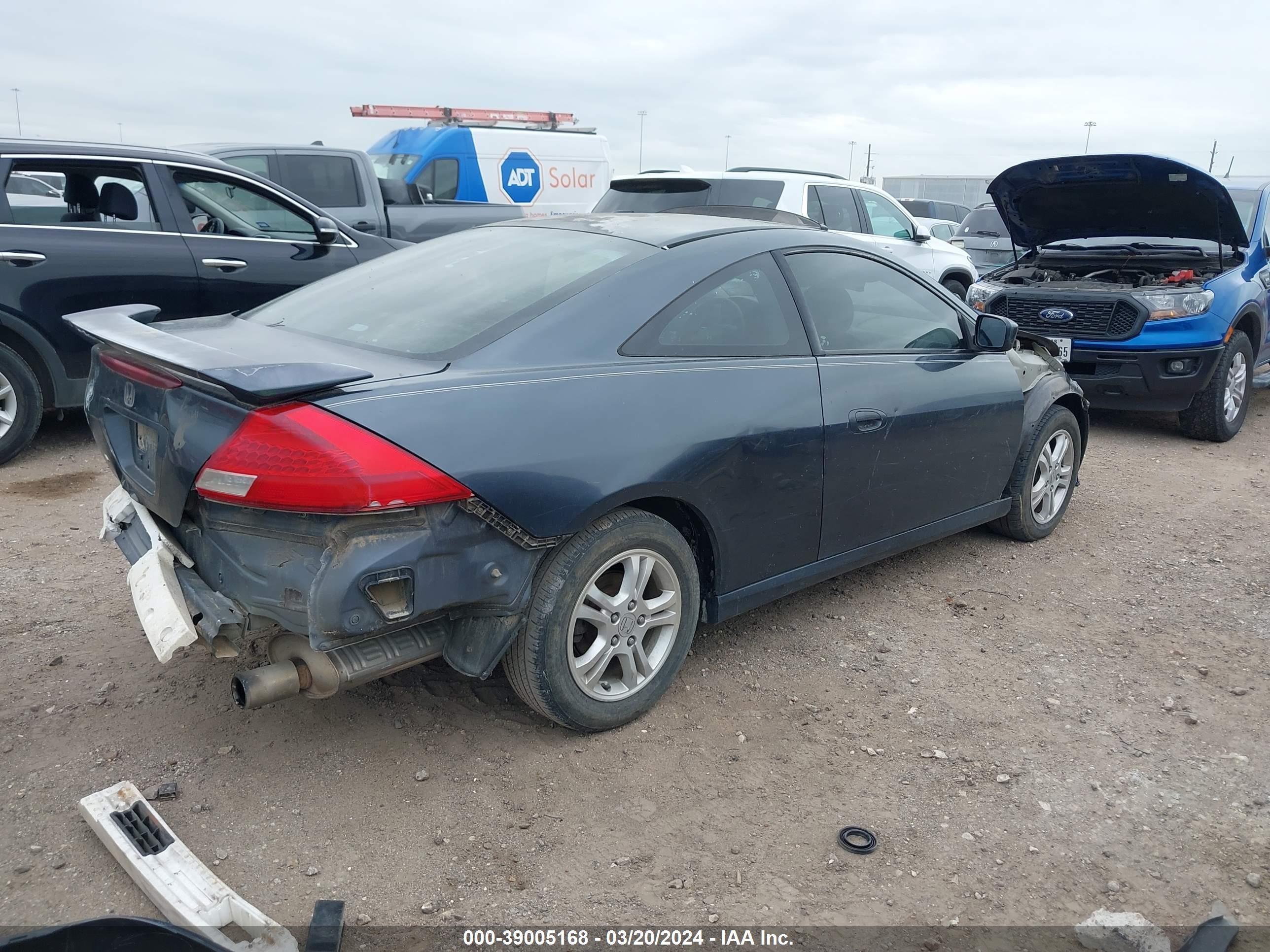 Photo 3 VIN: 1HGCM72767A001955 - HONDA ACCORD 