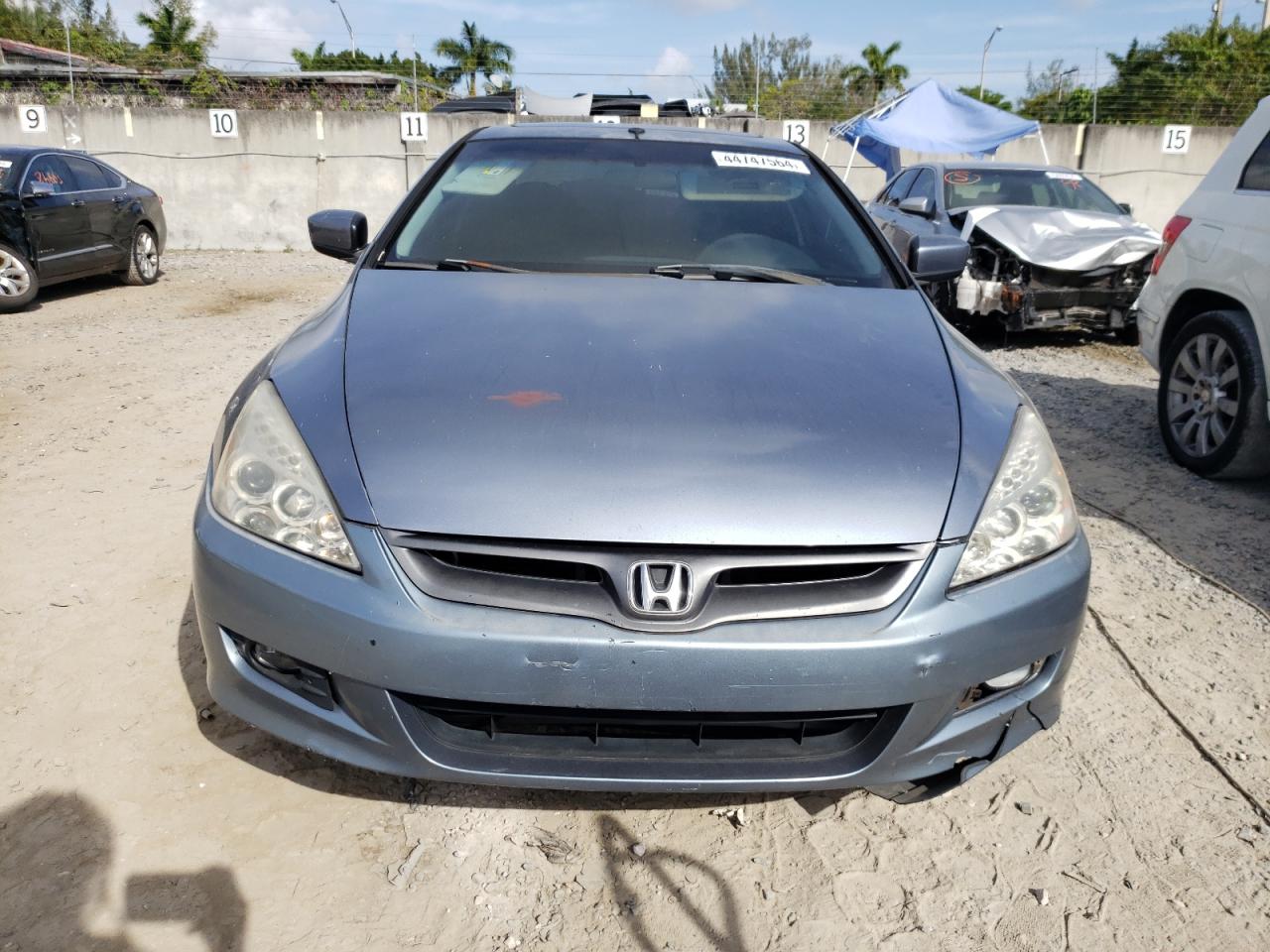 Photo 4 VIN: 1HGCM72786A020702 - HONDA ACCORD 