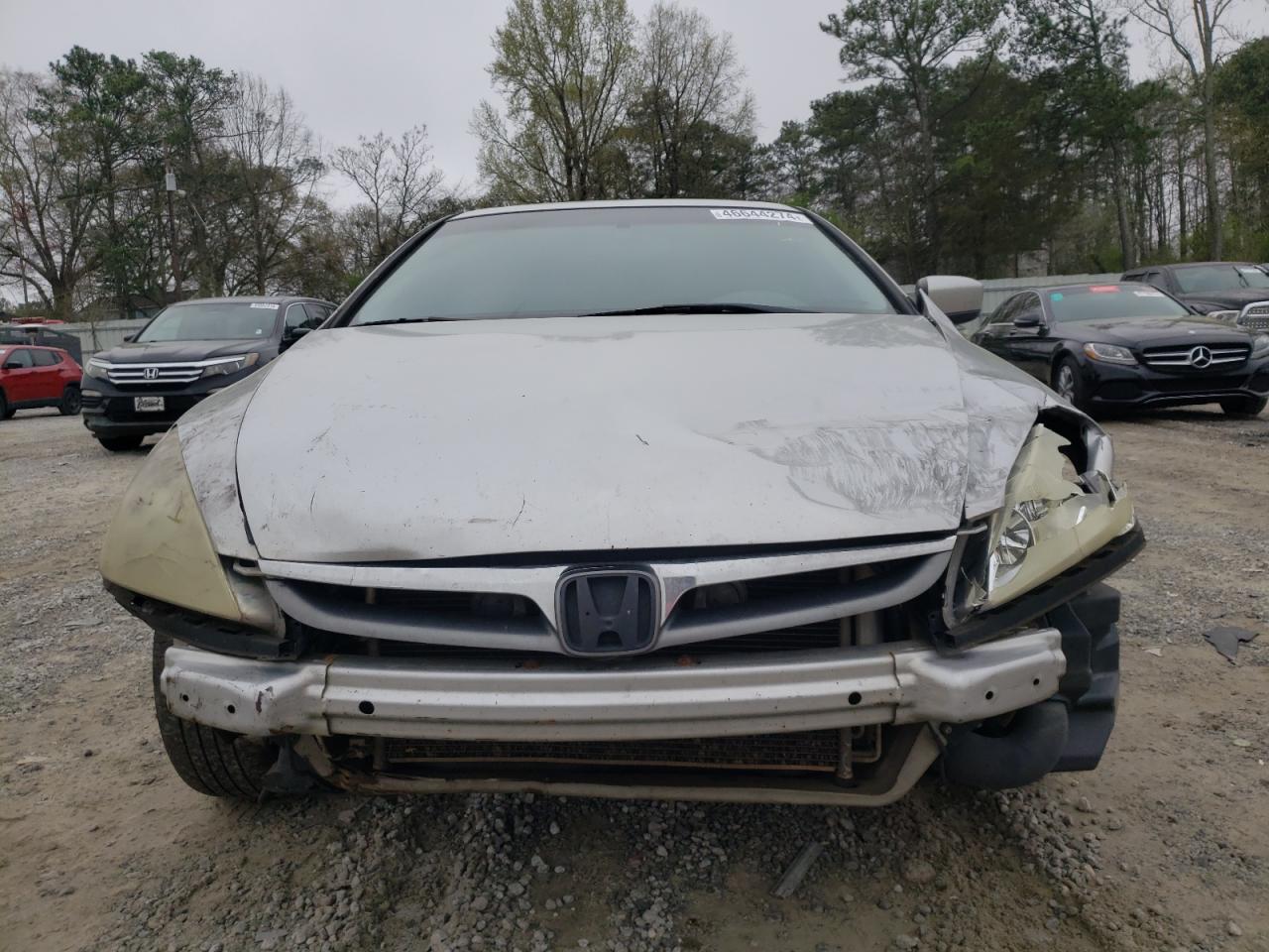 Photo 4 VIN: 1HGCM727X6A008048 - HONDA ACCORD 