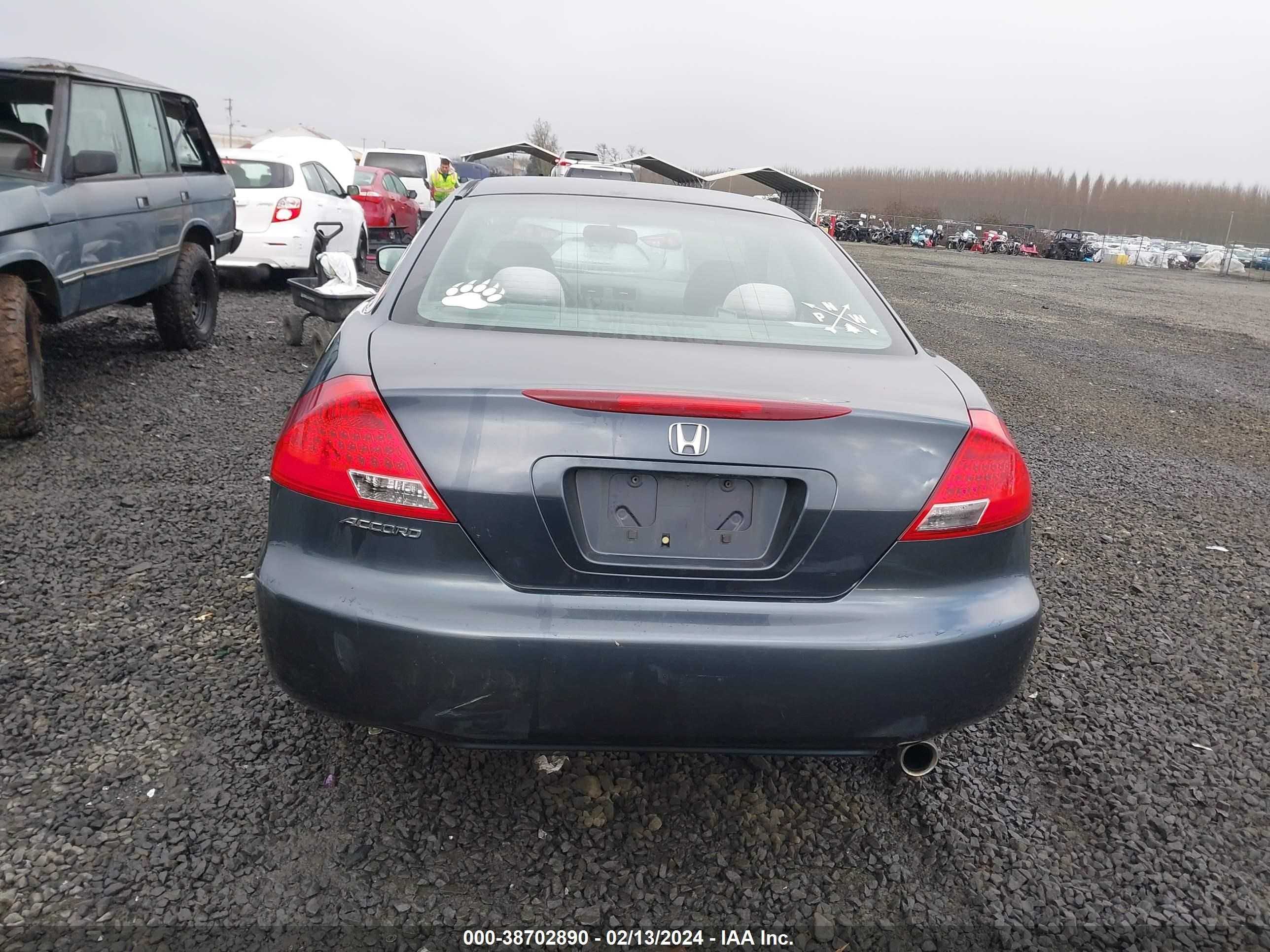 Photo 15 VIN: 1HGCM727X7A021481 - HONDA ACCORD 