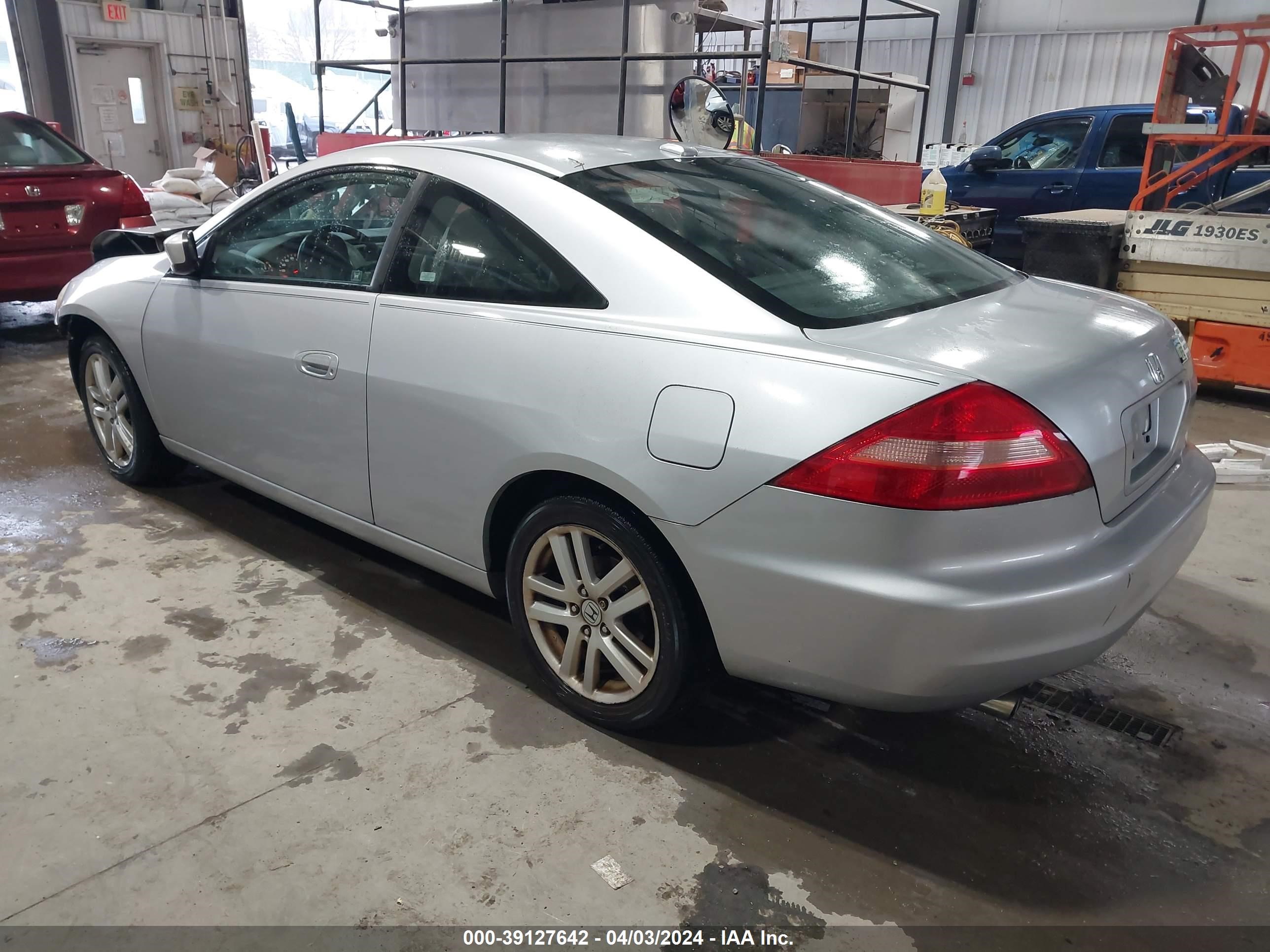 Photo 2 VIN: 1HGCM81704A001565 - HONDA ACCORD 