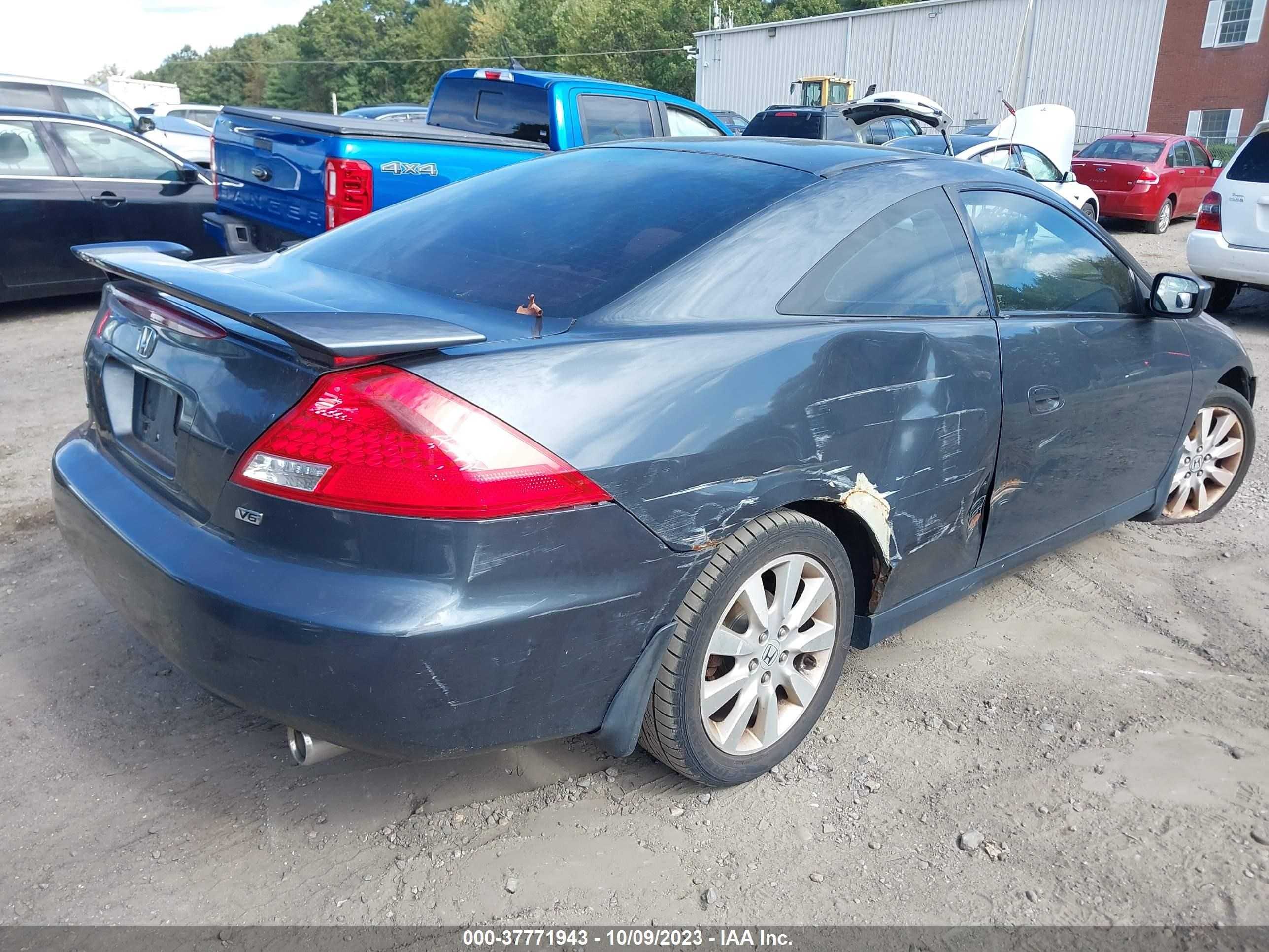 Photo 3 VIN: 1HGCM82277A007077 - HONDA ACCORD 