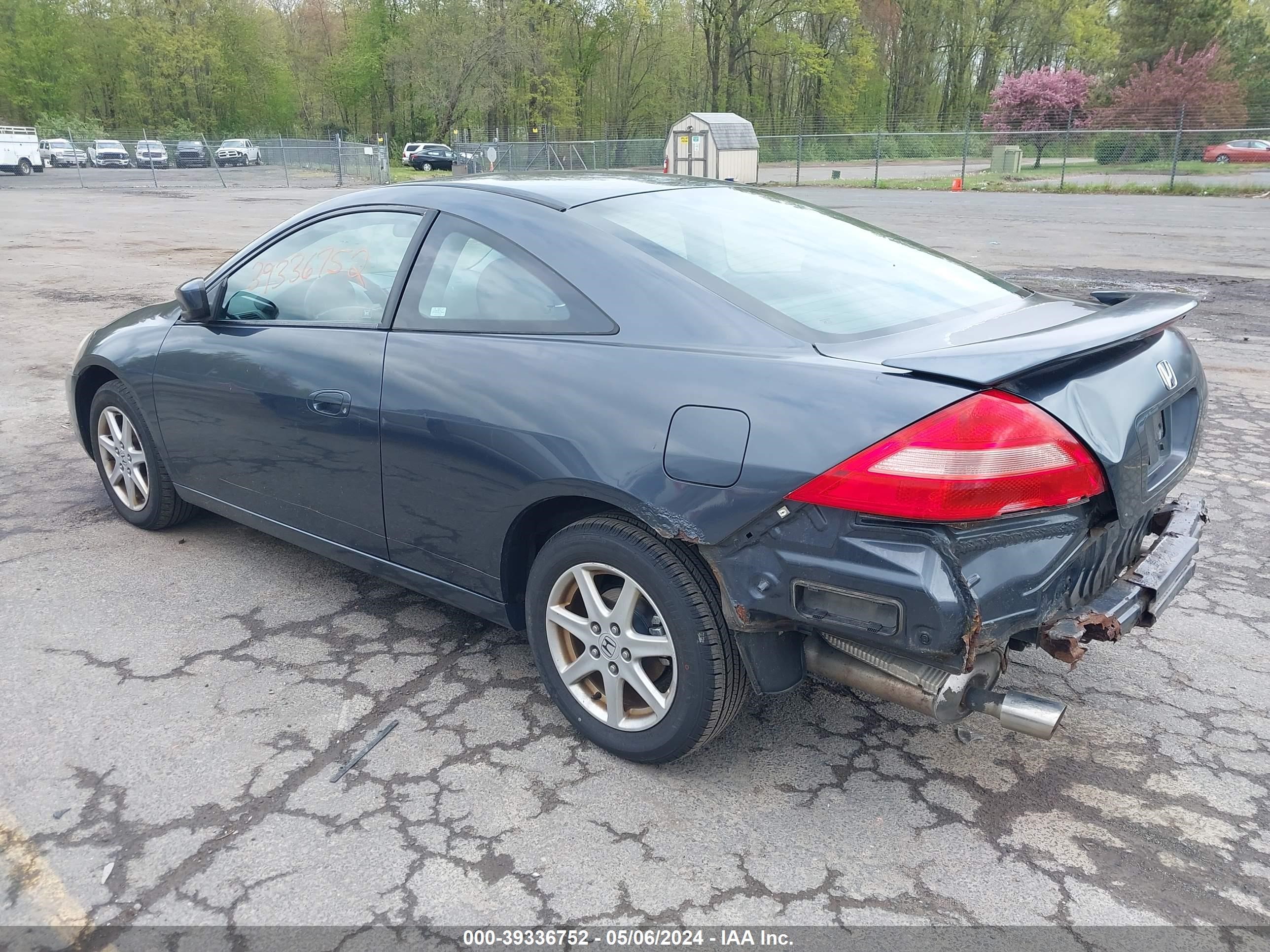 Photo 2 VIN: 1HGCM82623A035995 - HONDA ACCORD 