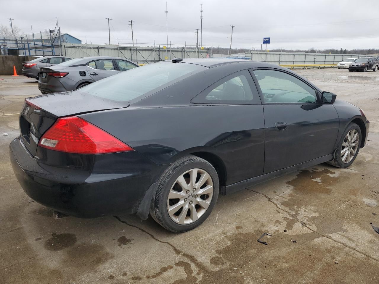 Photo 2 VIN: 1HGCM82627A004669 - HONDA ACCORD 