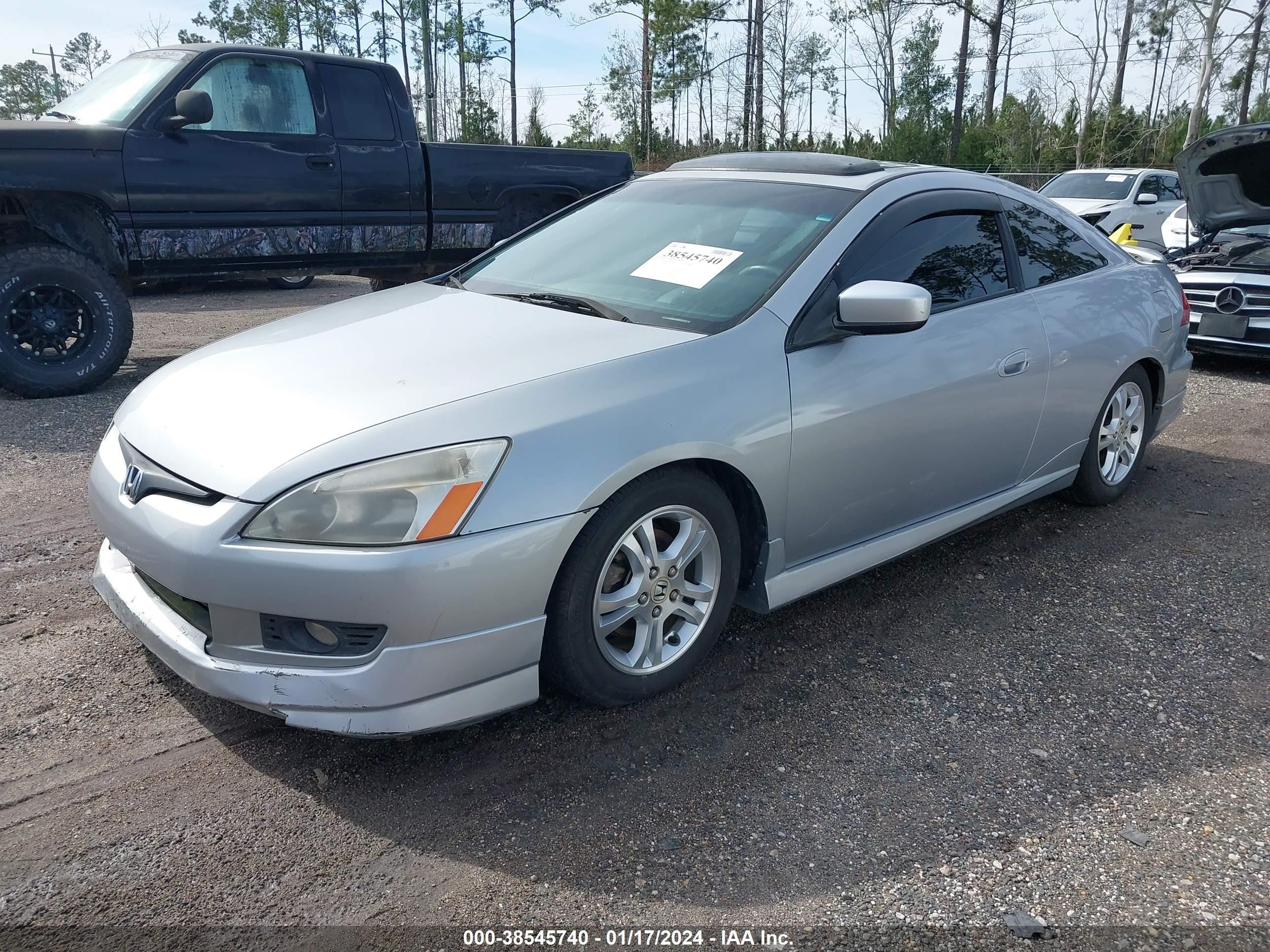 Photo 1 VIN: 1HGCM82644A010792 - HONDA ACCORD 