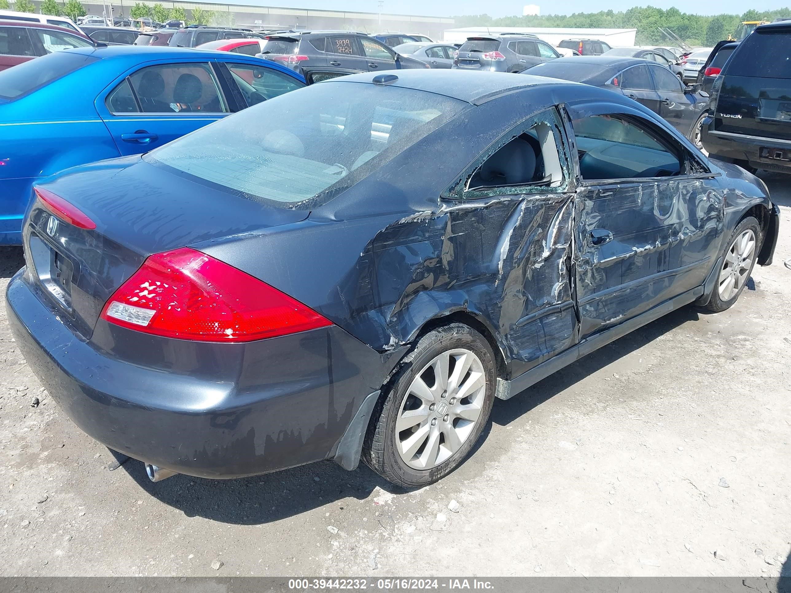 Photo 3 VIN: 1HGCM82646A007765 - HONDA ACCORD 