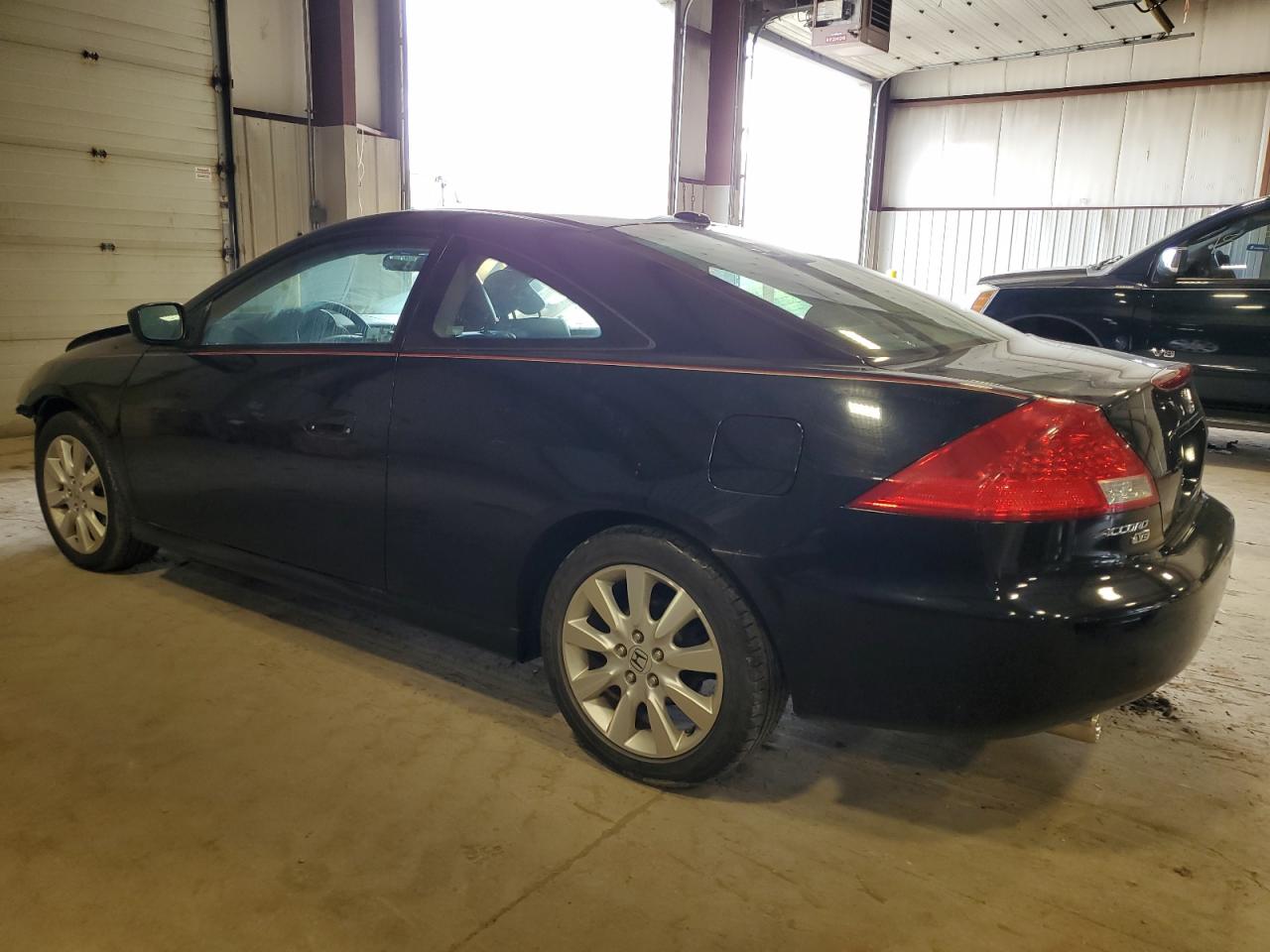 Photo 1 VIN: 1HGCM82657A005198 - HONDA ACCORD 