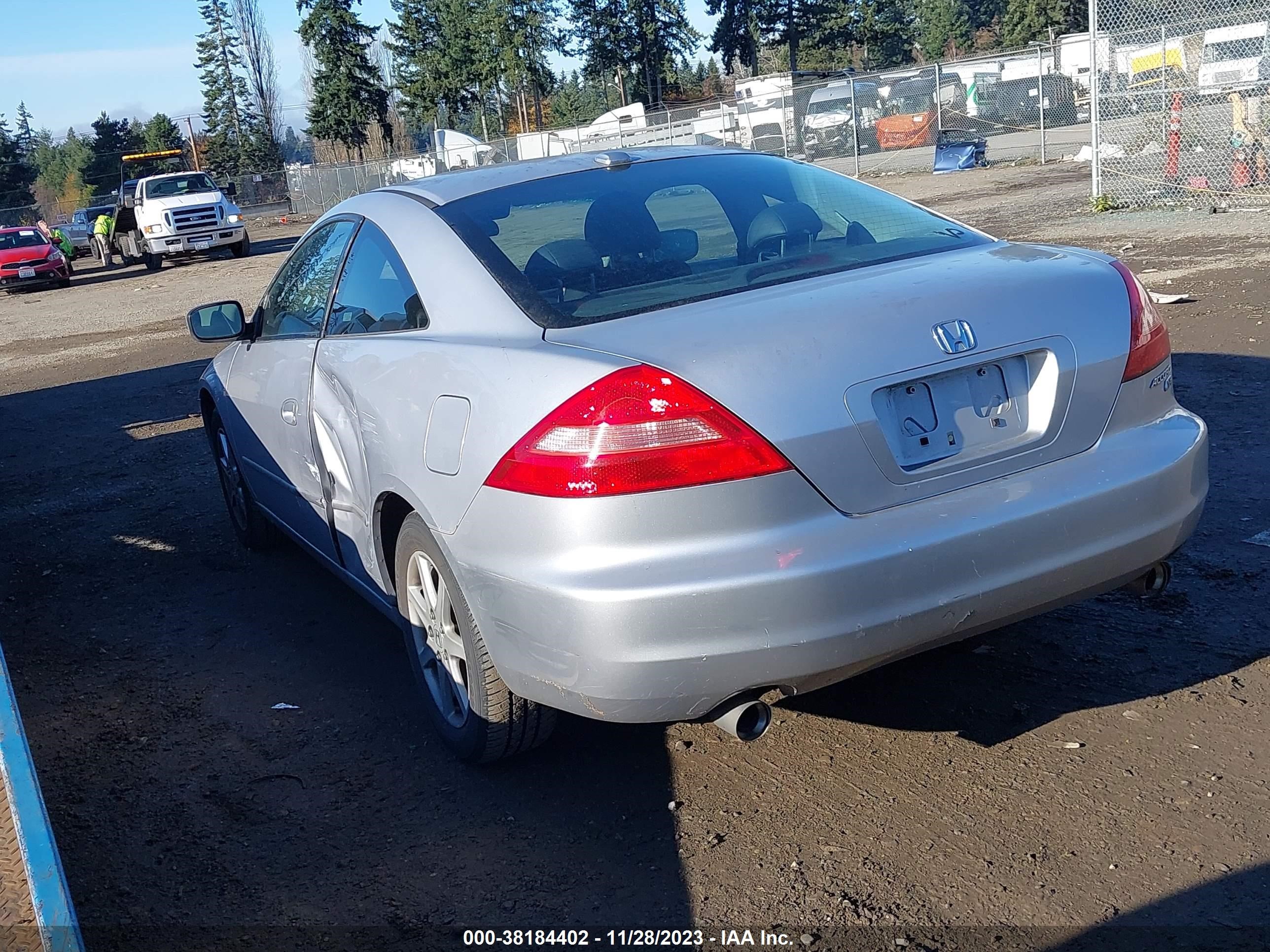 Photo 2 VIN: 1HGCM82684A018507 - HONDA ACCORD 