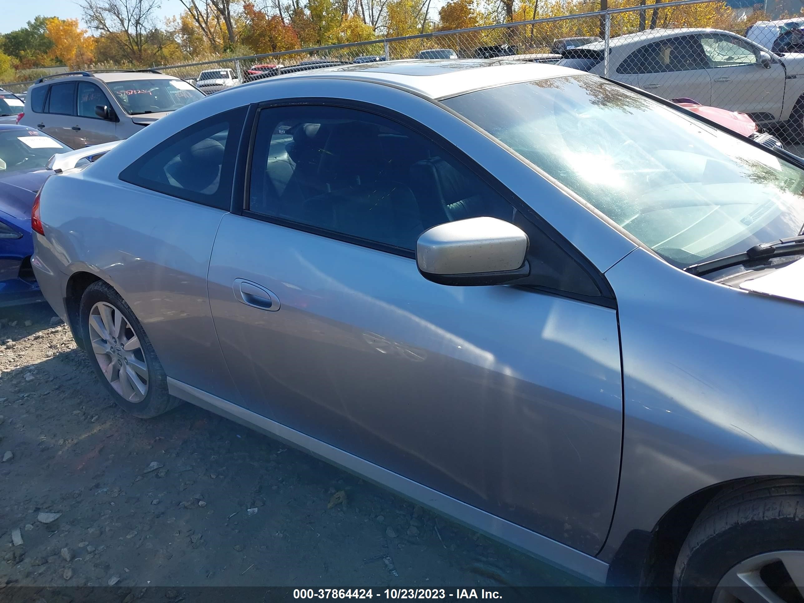 Photo 12 VIN: 1HGCM82697A005771 - HONDA ACCORD 