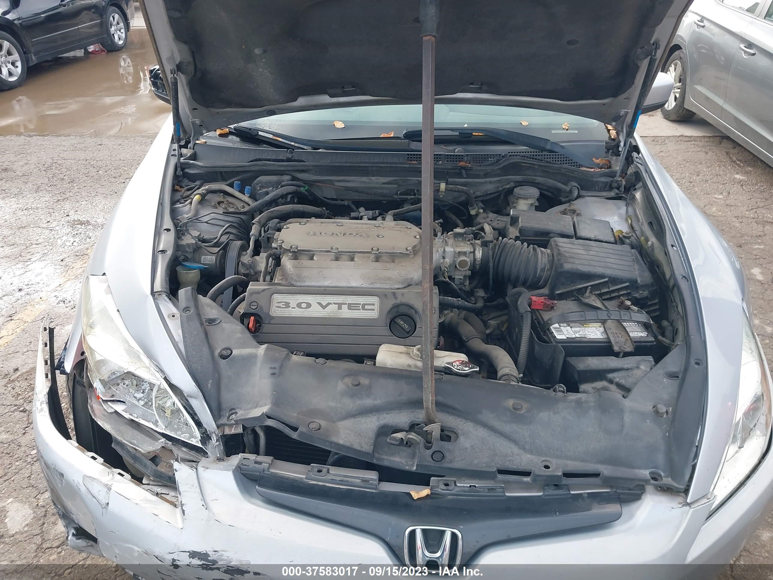 Photo 9 VIN: 1HGCM826X4A005953 - HONDA ACCORD 