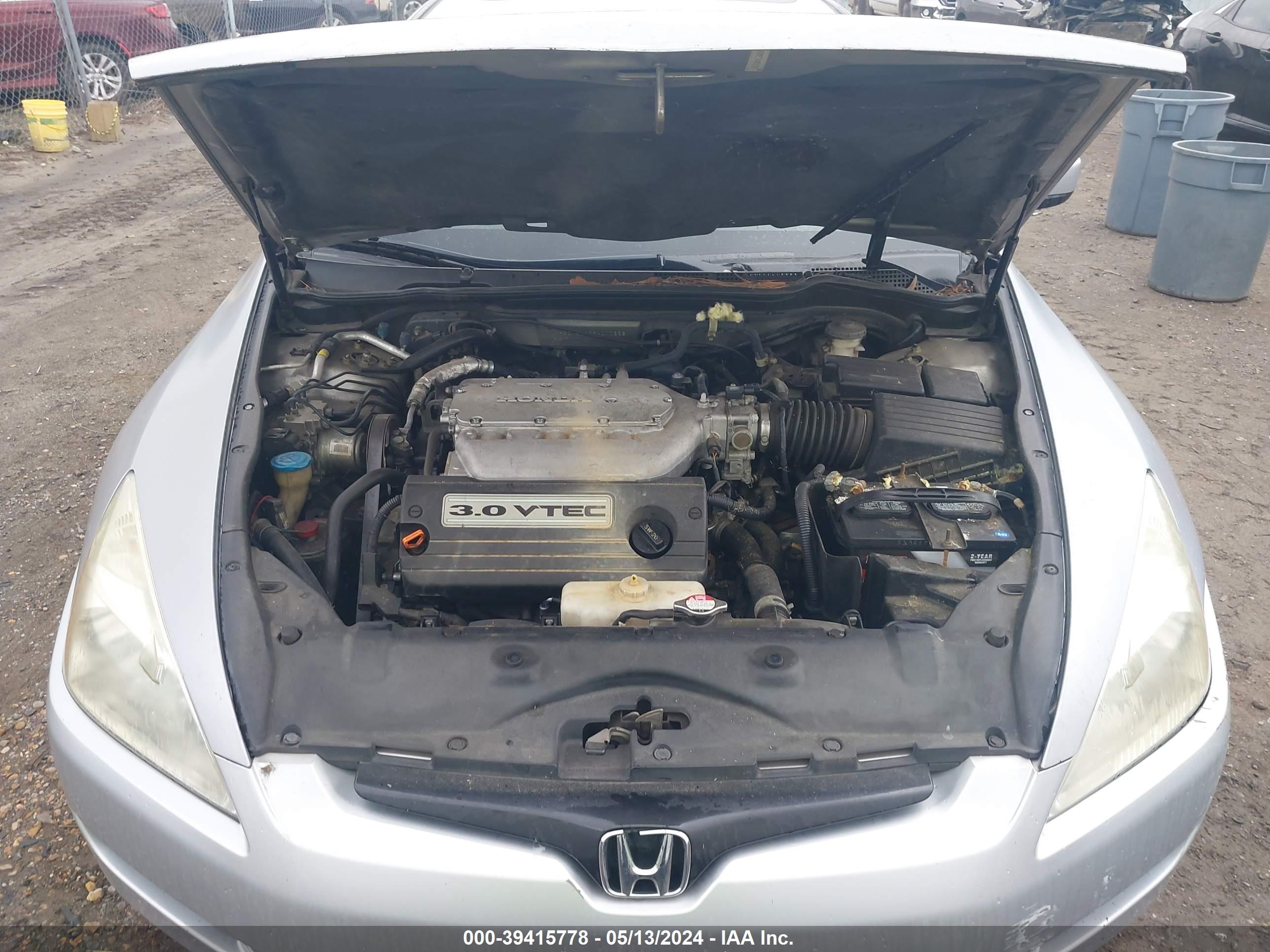 Photo 9 VIN: 1HGCM82793A010228 - HONDA ACCORD 