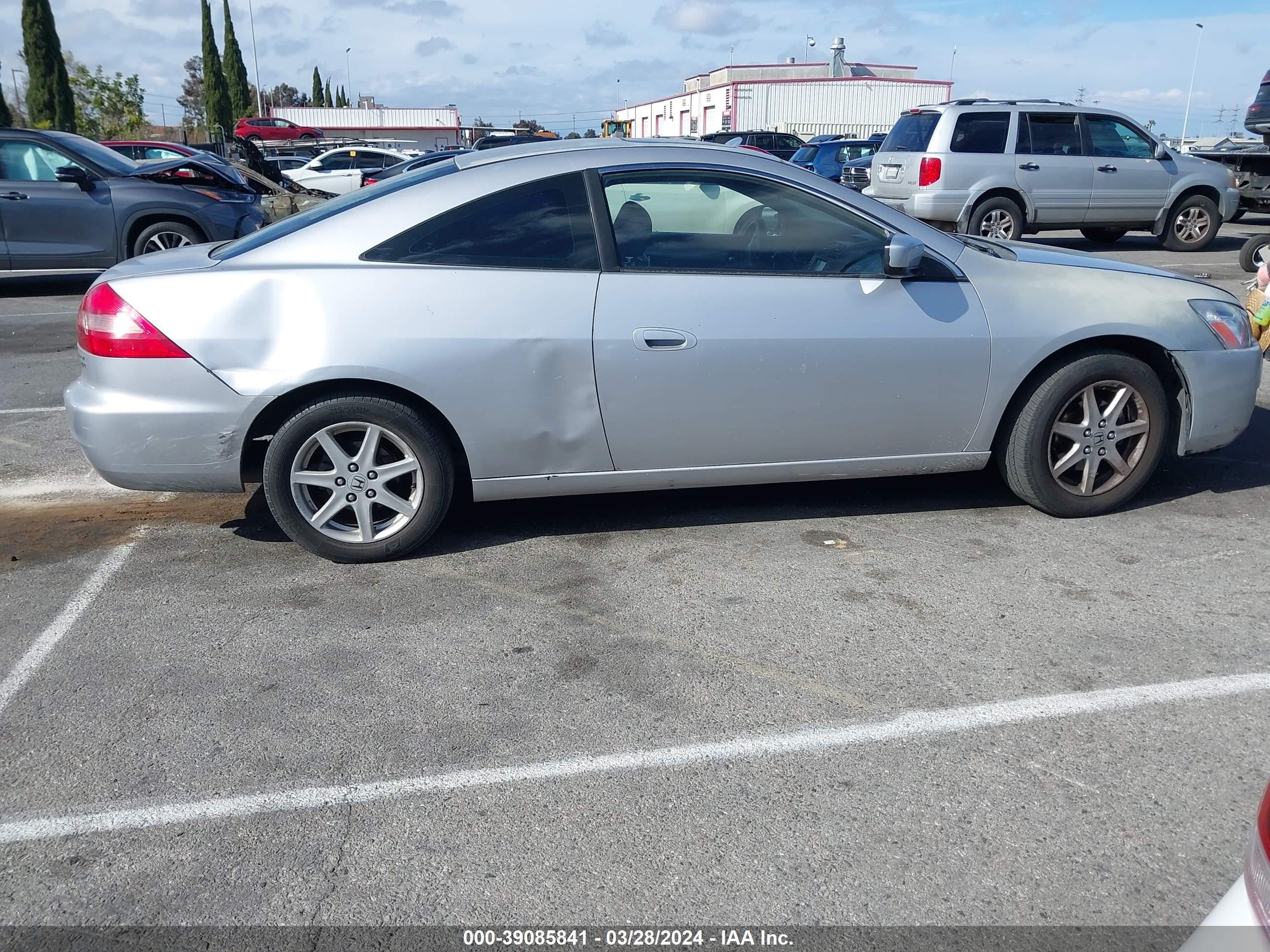 Photo 12 VIN: 1HGCM827X3A010187 - HONDA ACCORD 