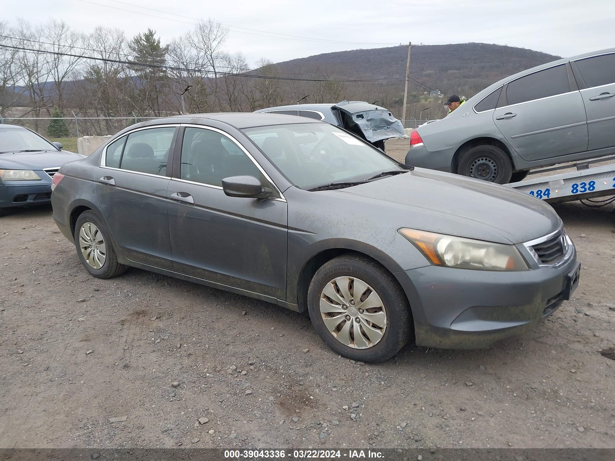 Photo 0 VIN: 1HGCP25318A035810 - HONDA ACCORD 