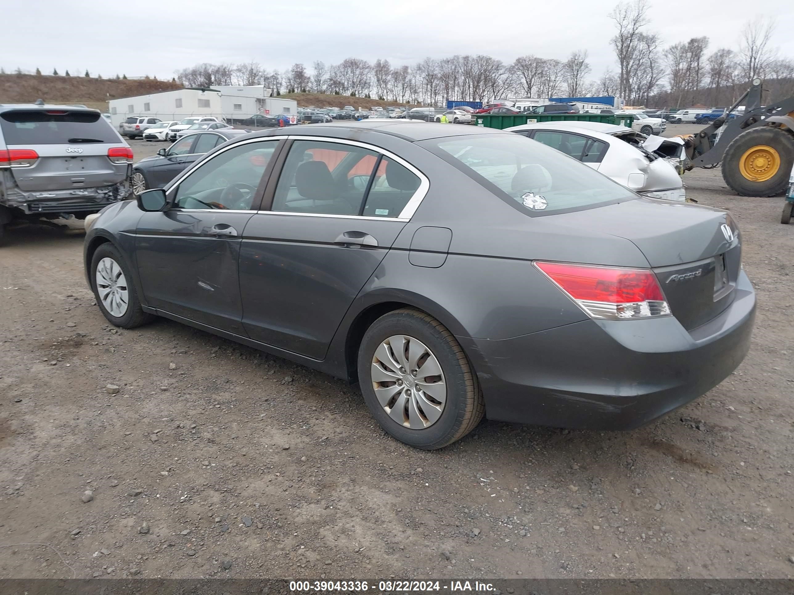 Photo 2 VIN: 1HGCP25318A035810 - HONDA ACCORD 