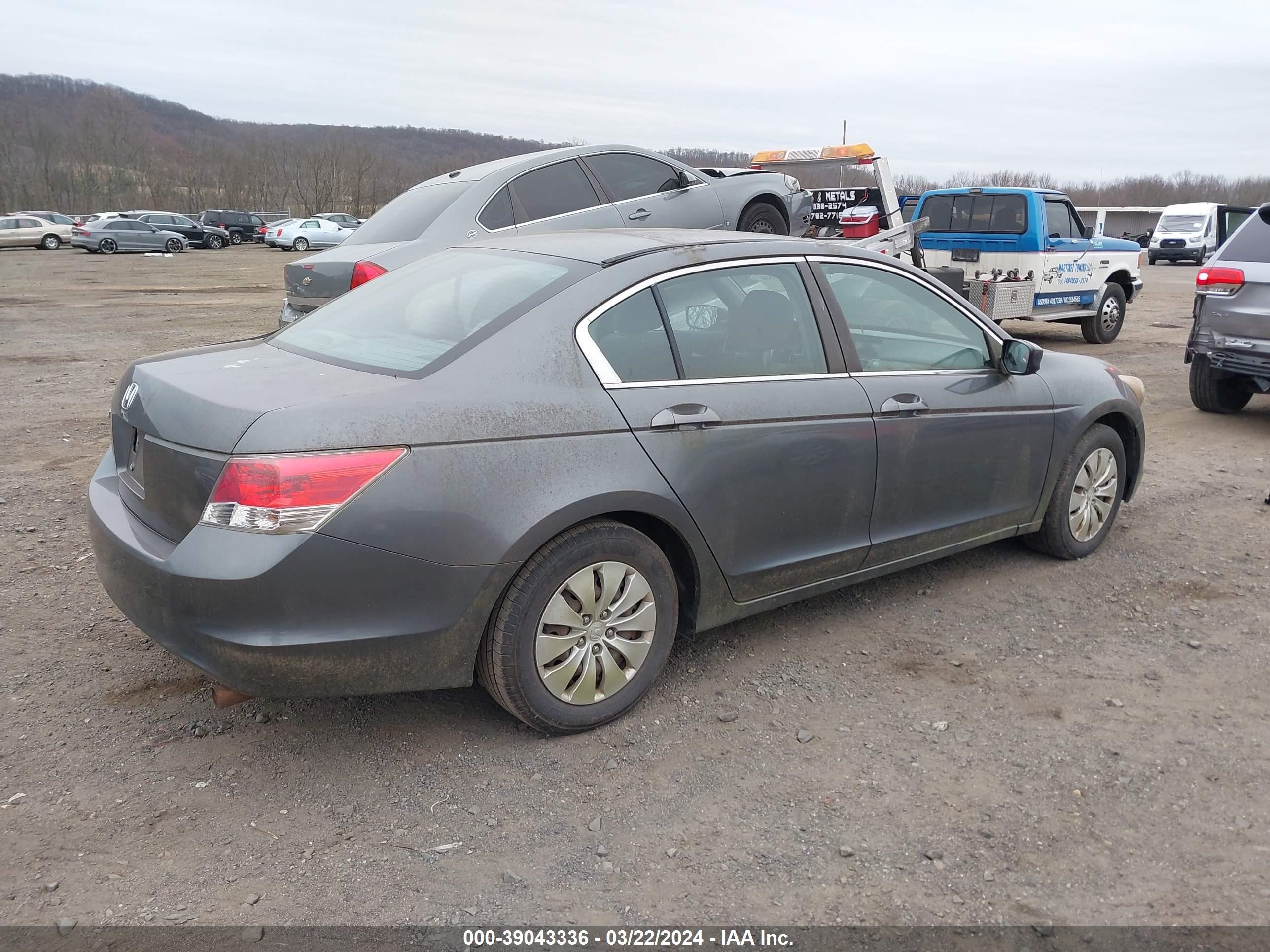 Photo 3 VIN: 1HGCP25318A035810 - HONDA ACCORD 