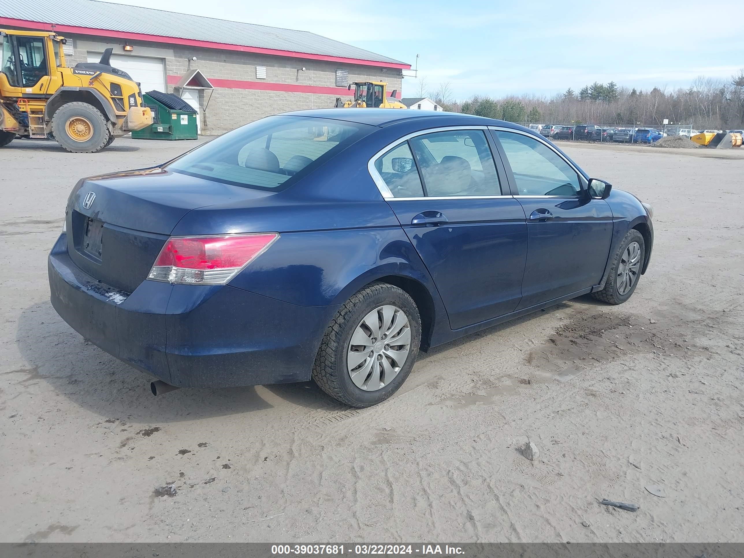 Photo 3 VIN: 1HGCP25368A156297 - HONDA ACCORD 