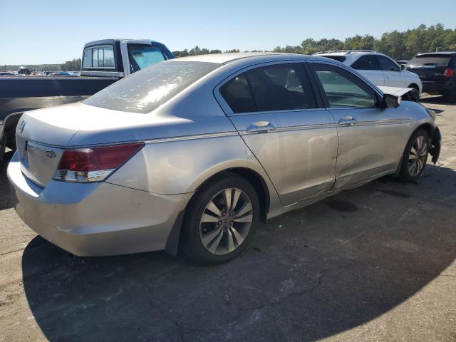 Photo 2 VIN: 1HGCP254X8A052887 - HONDA ACCORD LXP 