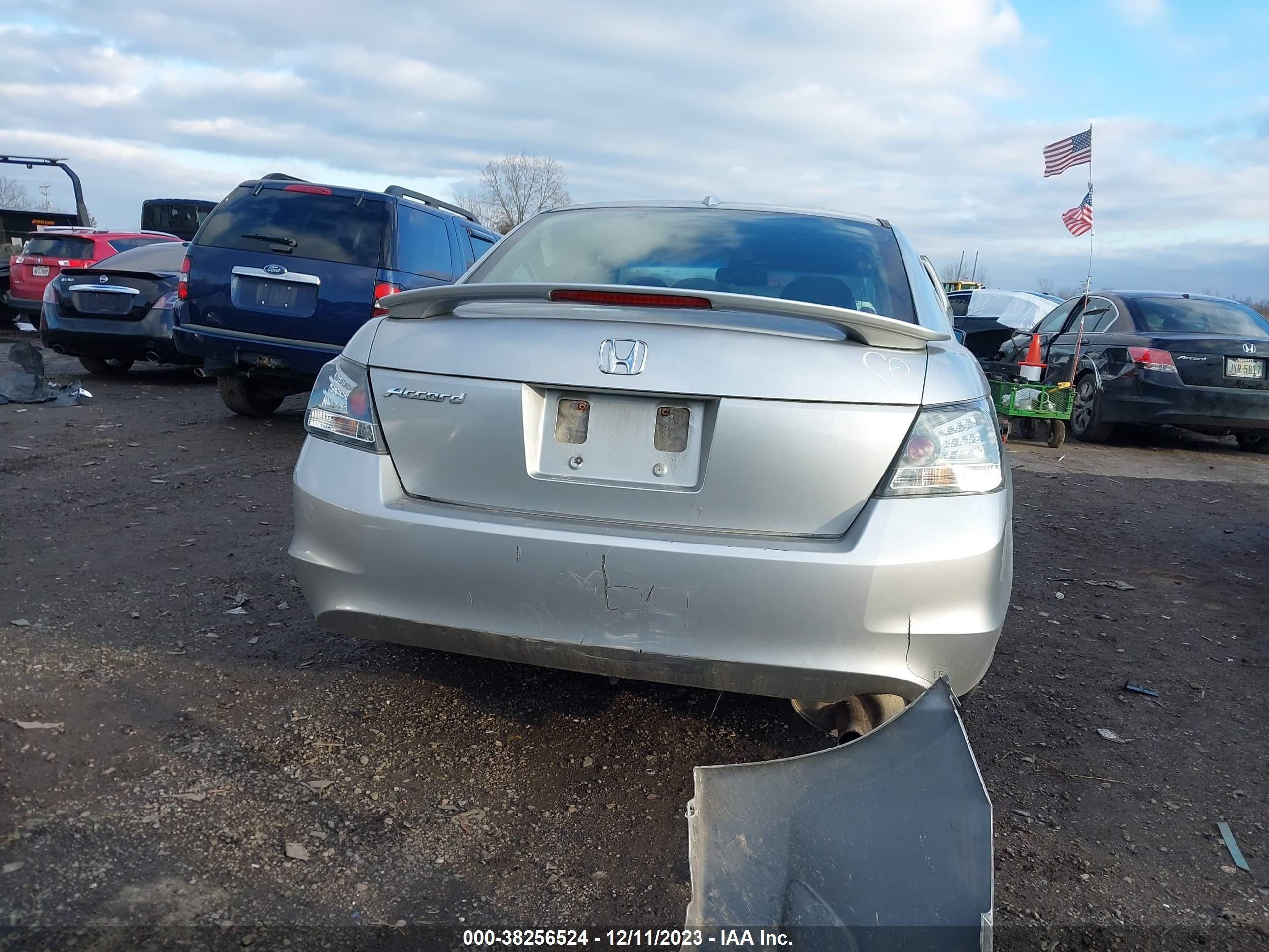 Photo 16 VIN: 1HGCP25848A125075 - HONDA ACCORD 