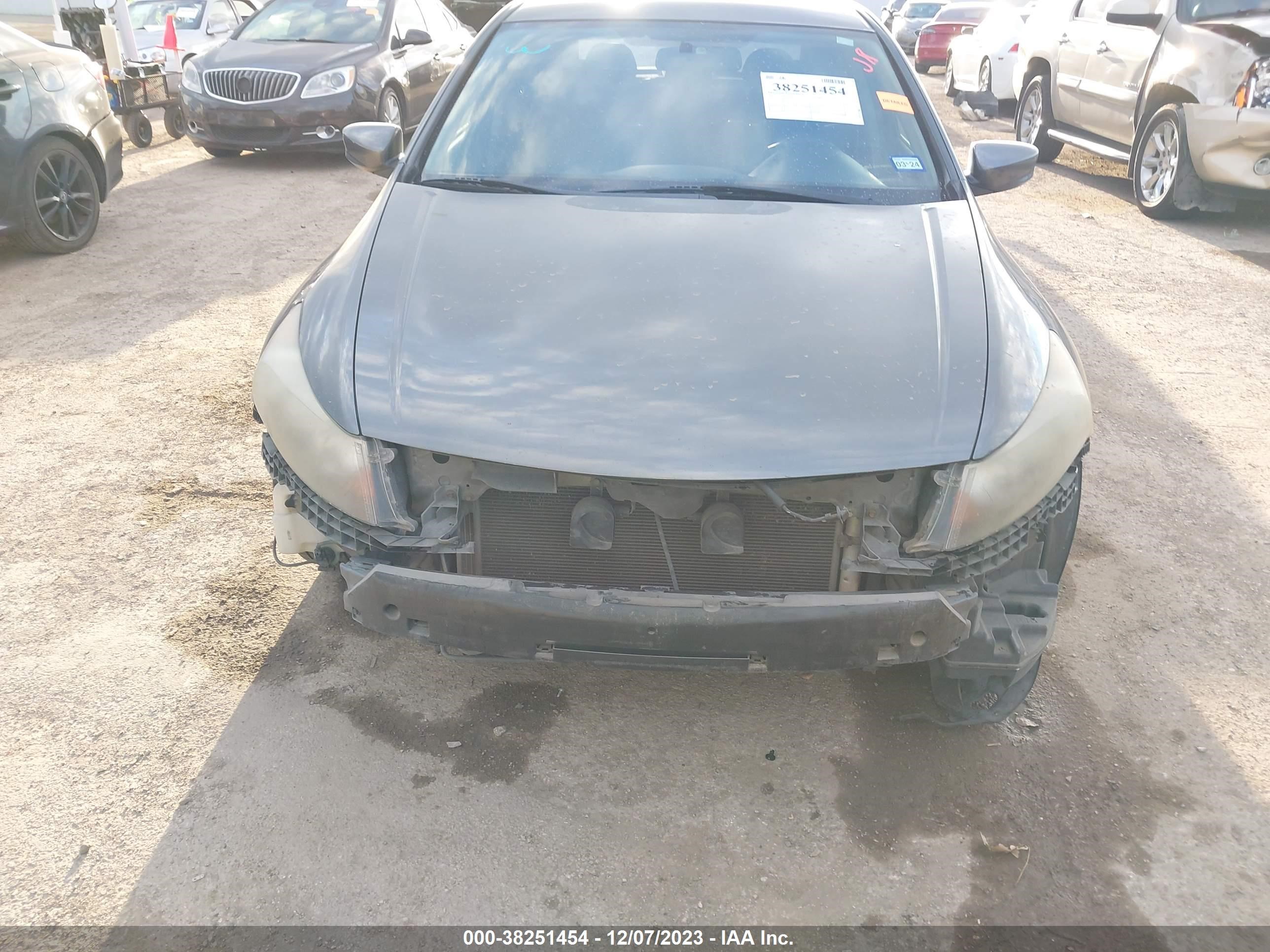 Photo 5 VIN: 1HGCP25869A005263 - HONDA ACCORD 