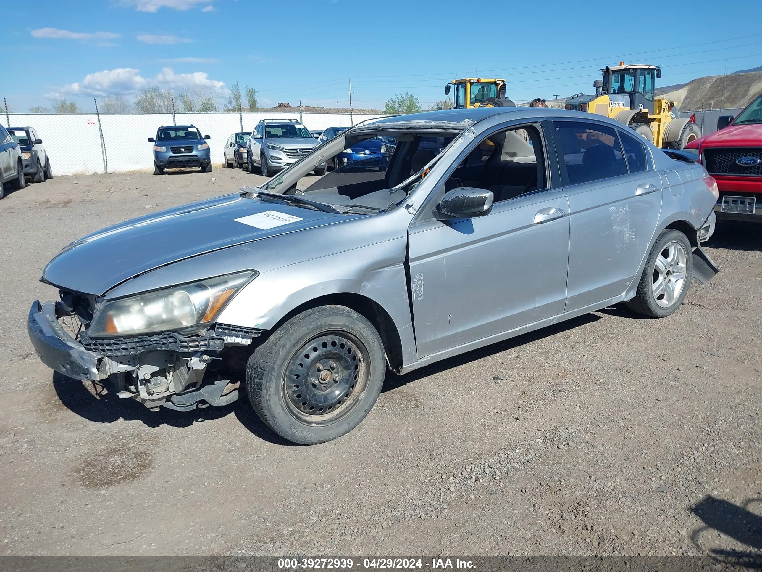 Photo 1 VIN: 1HGCP26308A113766 - HONDA ACCORD 