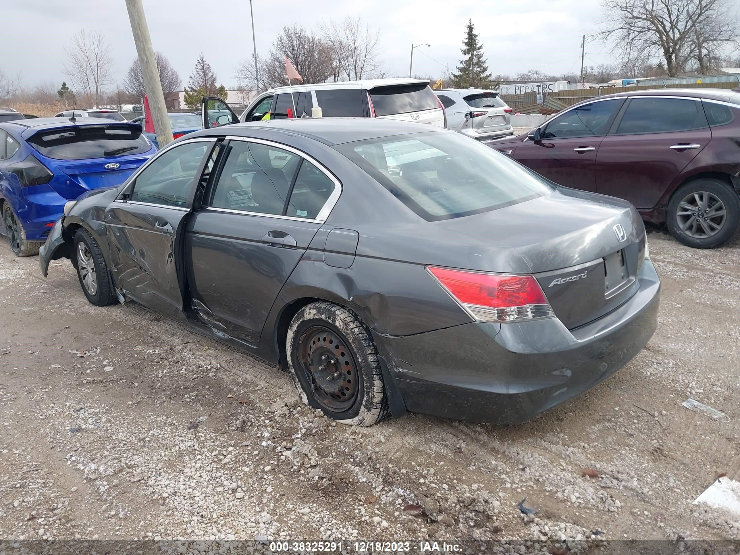 Photo 2 VIN: 1HGCP26309A027844 - HONDA ACCORD 