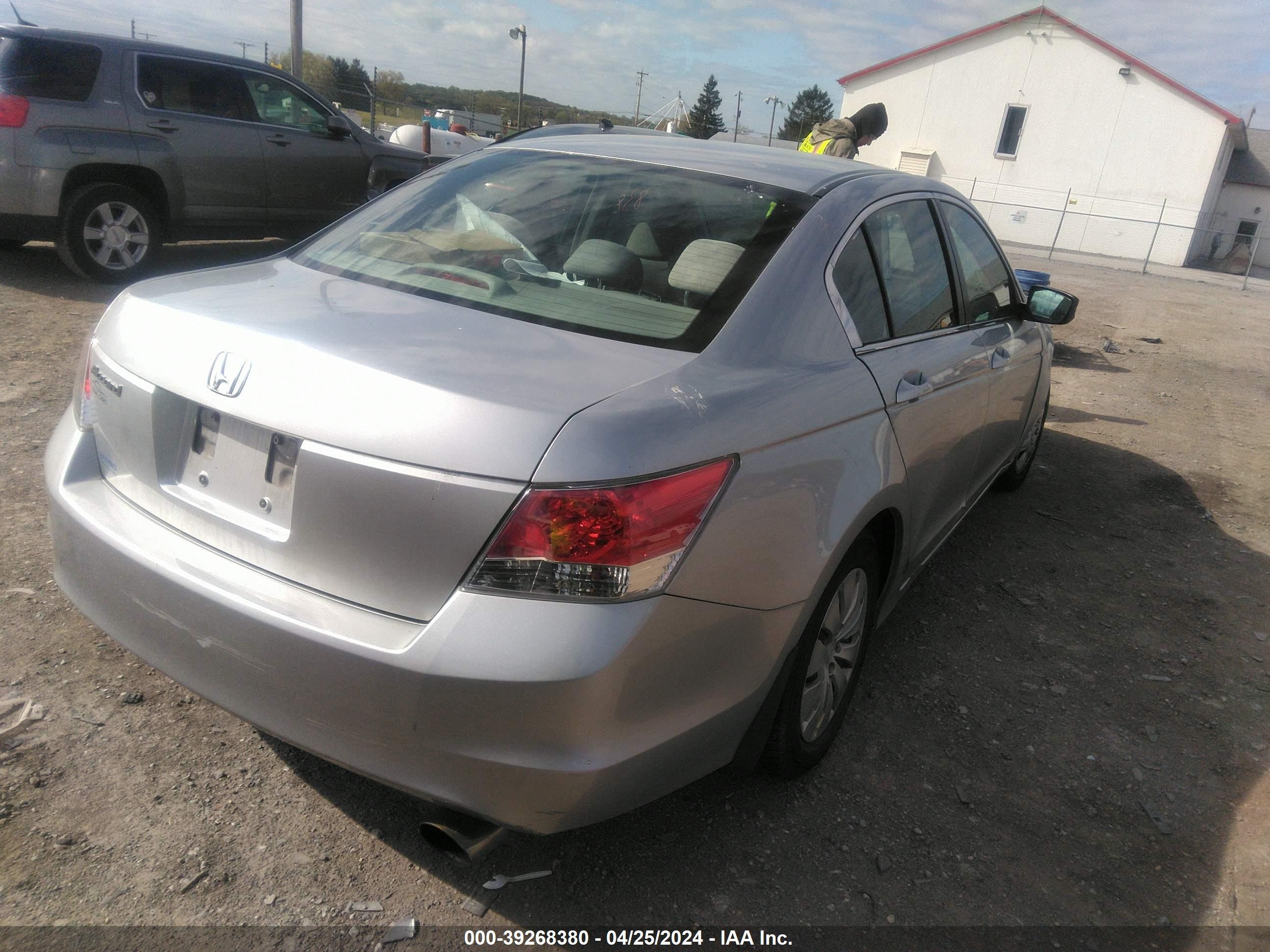 Photo 3 VIN: 1HGCP26309A075232 - HONDA ACCORD 