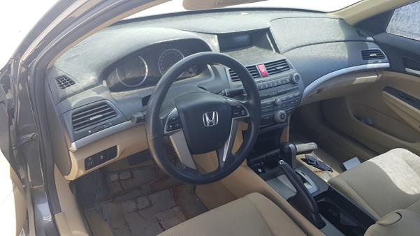 Photo 9 VIN: 1HGCP2630CA625424 - HONDA ACCORD 