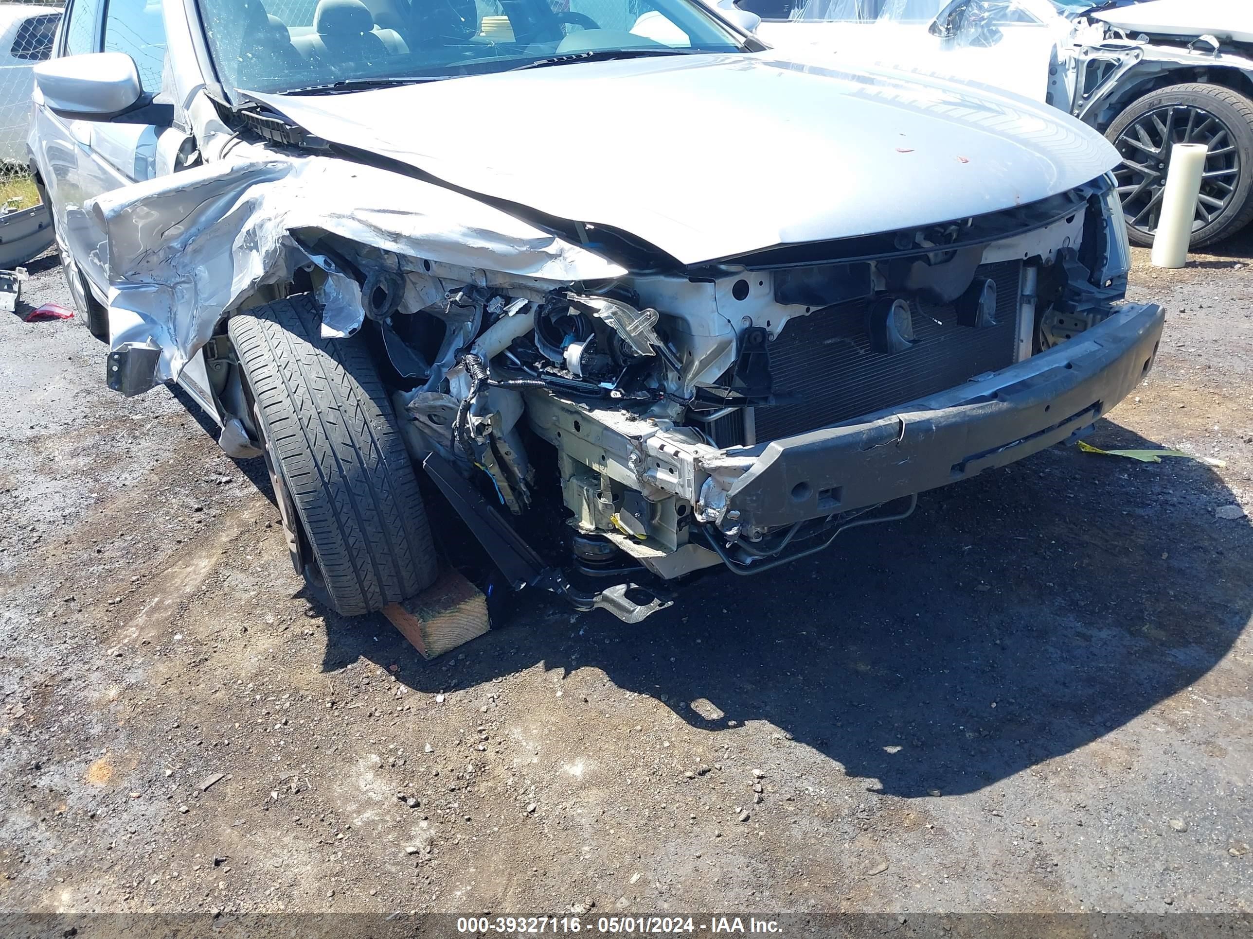 Photo 5 VIN: 1HGCP26318A157632 - HONDA ACCORD 