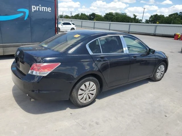 Photo 2 VIN: 1HGCP26318A163687 - HONDA ACCORD LX 