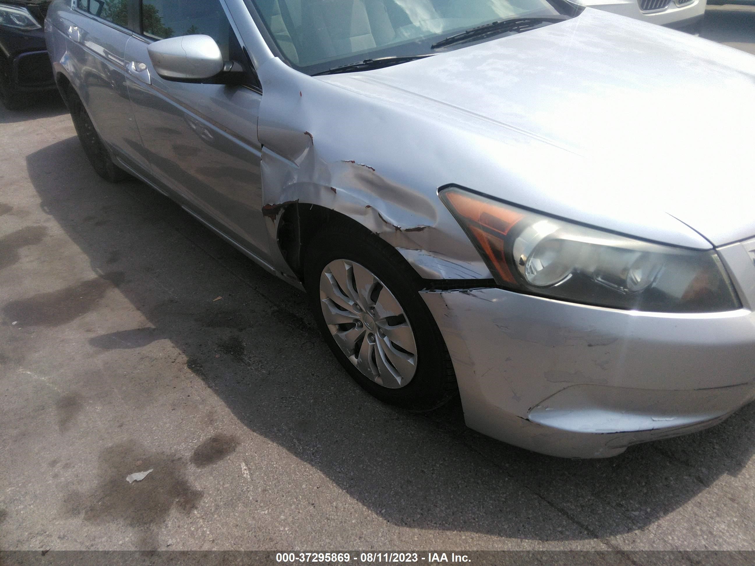 Photo 5 VIN: 1HGCP26329A097975 - HONDA ACCORD 