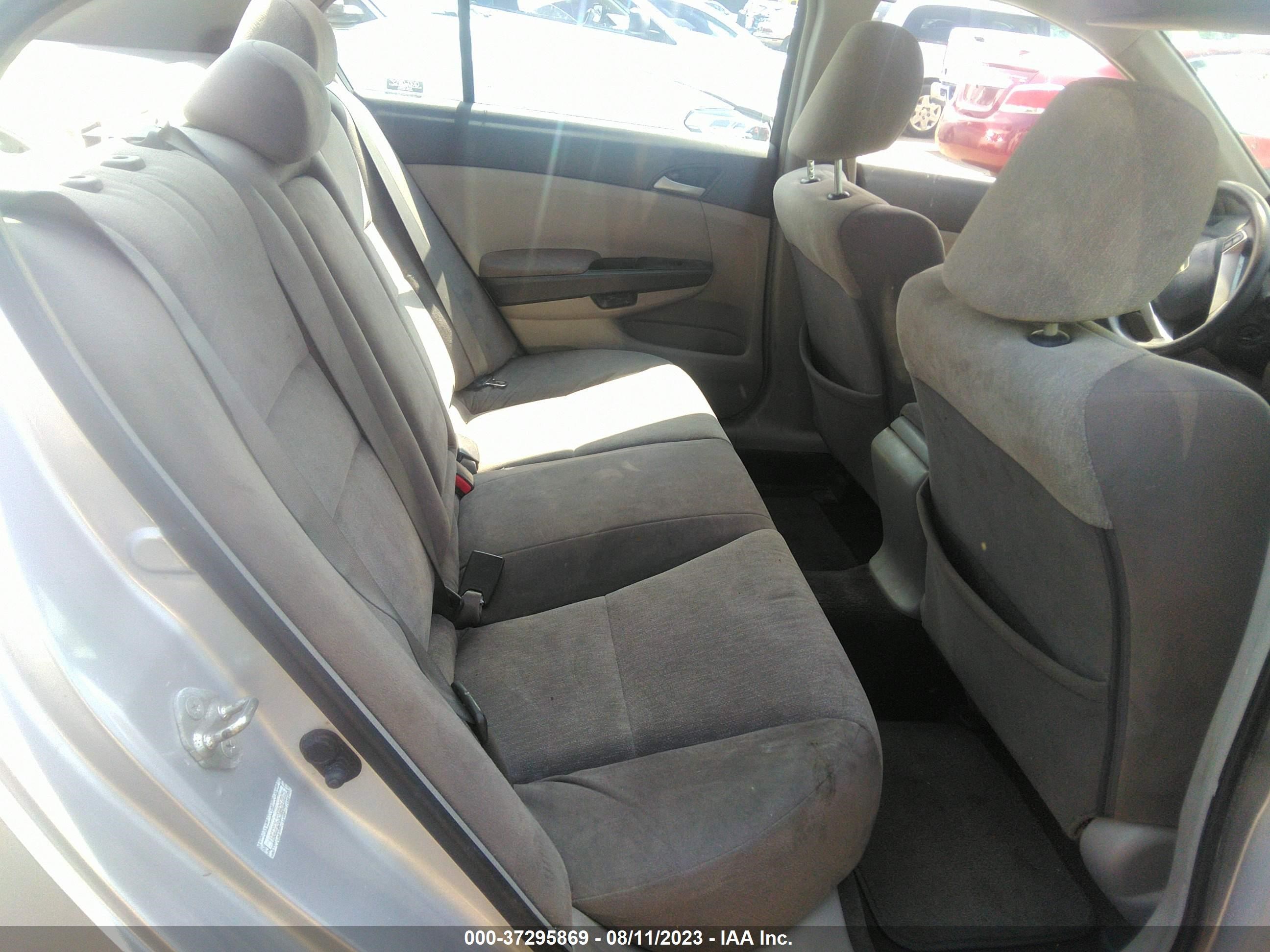 Photo 7 VIN: 1HGCP26329A097975 - HONDA ACCORD 