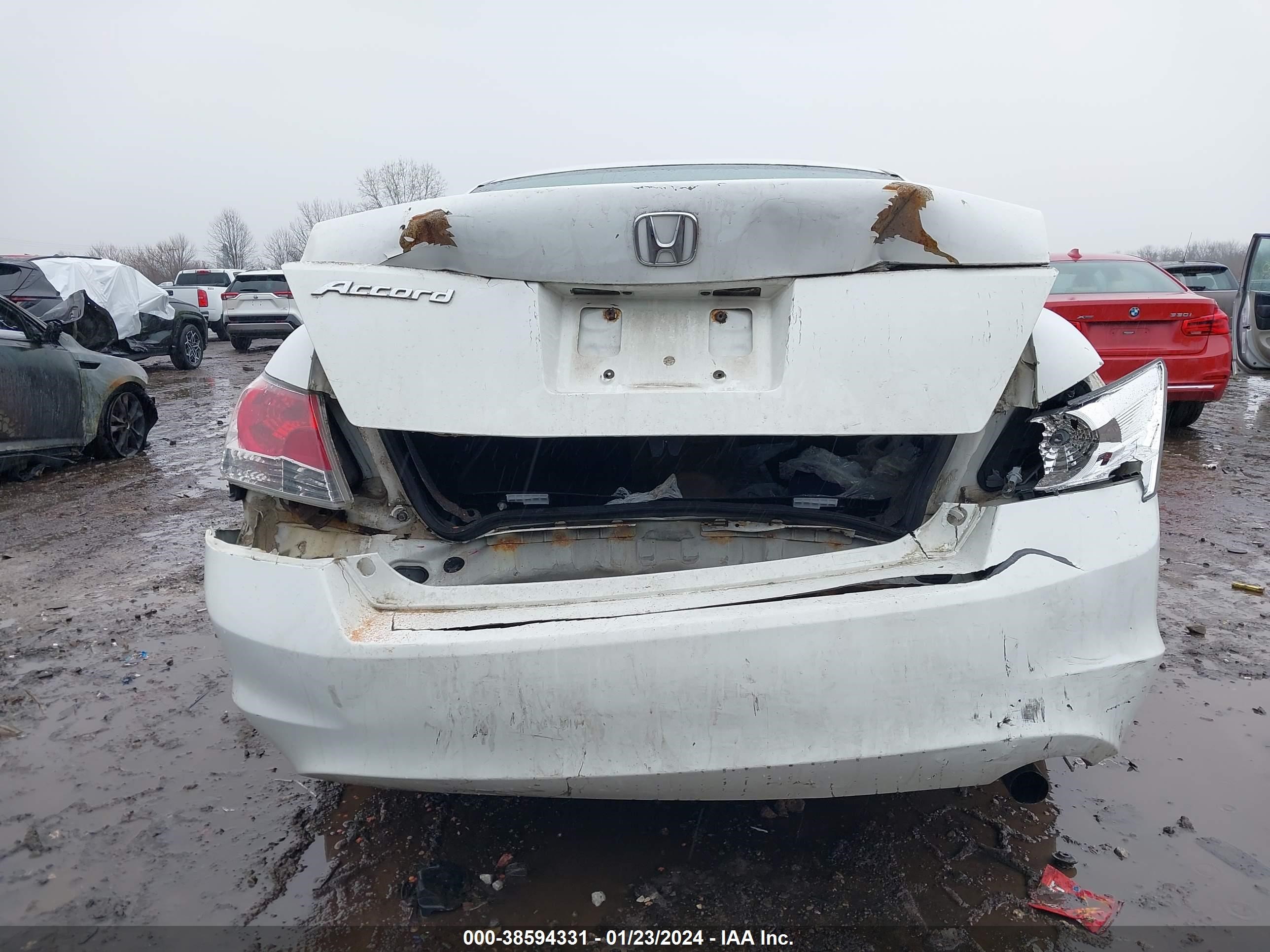 Photo 16 VIN: 1HGCP26338A045768 - HONDA ACCORD 