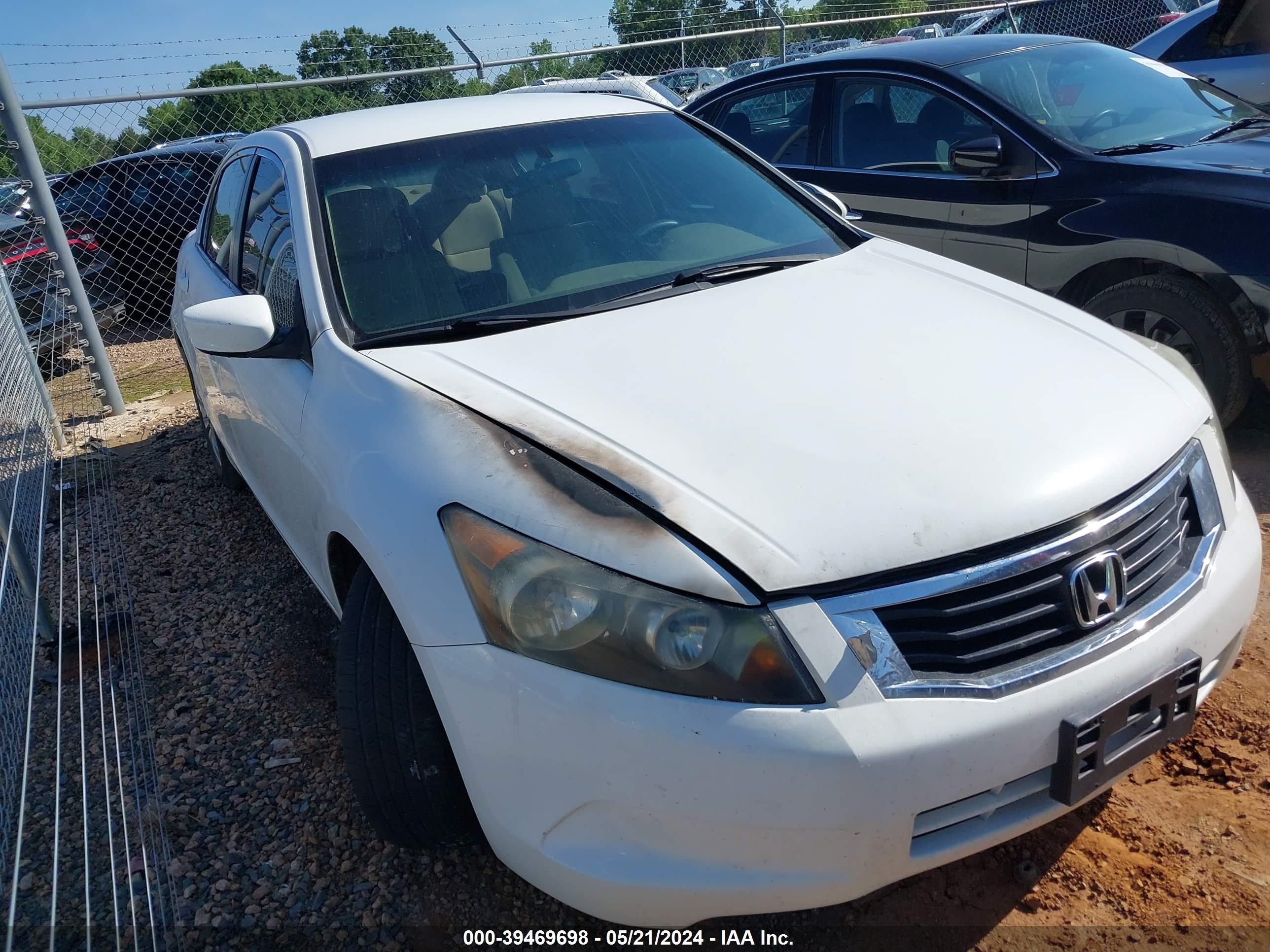 Photo 0 VIN: 1HGCP26338A061372 - HONDA ACCORD 