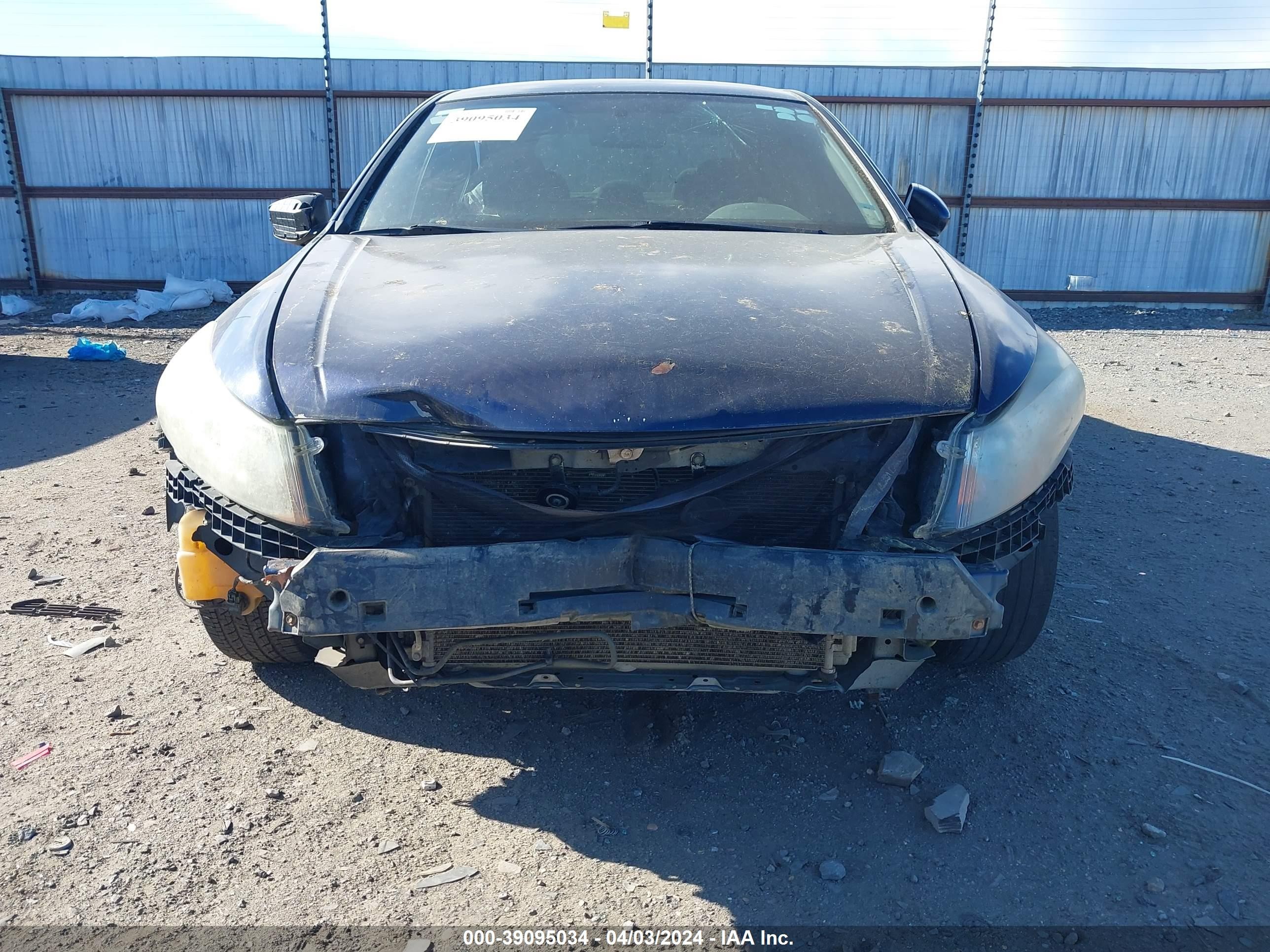 Photo 5 VIN: 1HGCP26349A142947 - HONDA ACCORD 