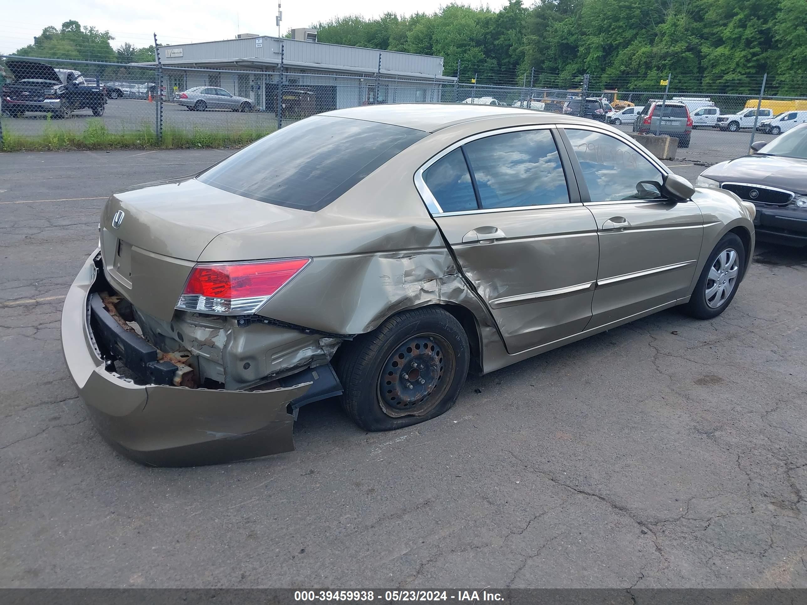 Photo 3 VIN: 1HGCP26349A164110 - HONDA ACCORD 