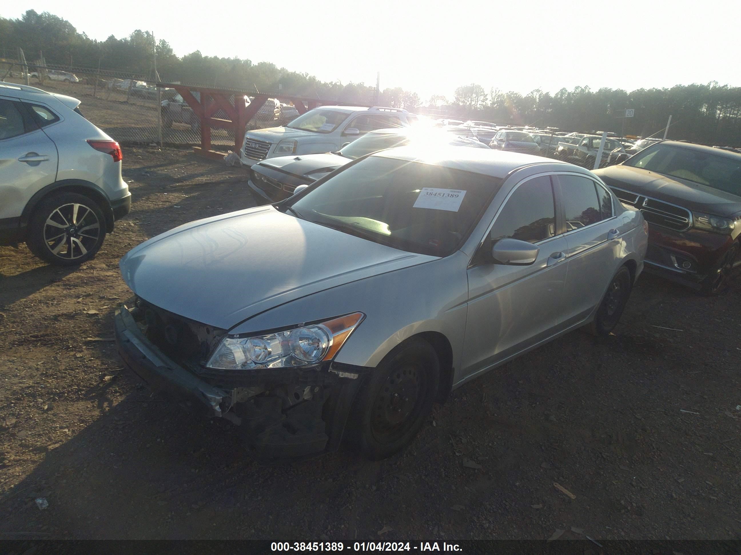 Photo 1 VIN: 1HGCP26358A116209 - HONDA ACCORD 