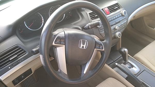 Photo 11 VIN: 1HGCP2635CA610188 - HONDA ACCORD 