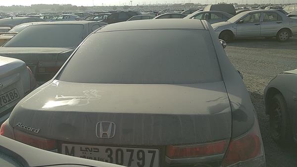 Photo 5 VIN: 1HGCP2635CA610188 - HONDA ACCORD 