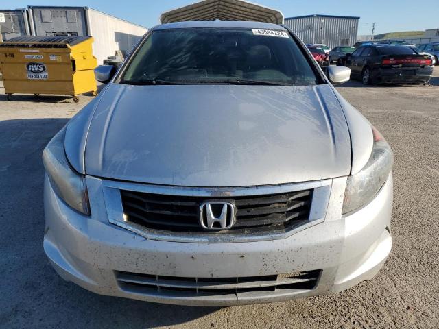 Photo 4 VIN: 1HGCP26379A131537 - HONDA ACCORD 