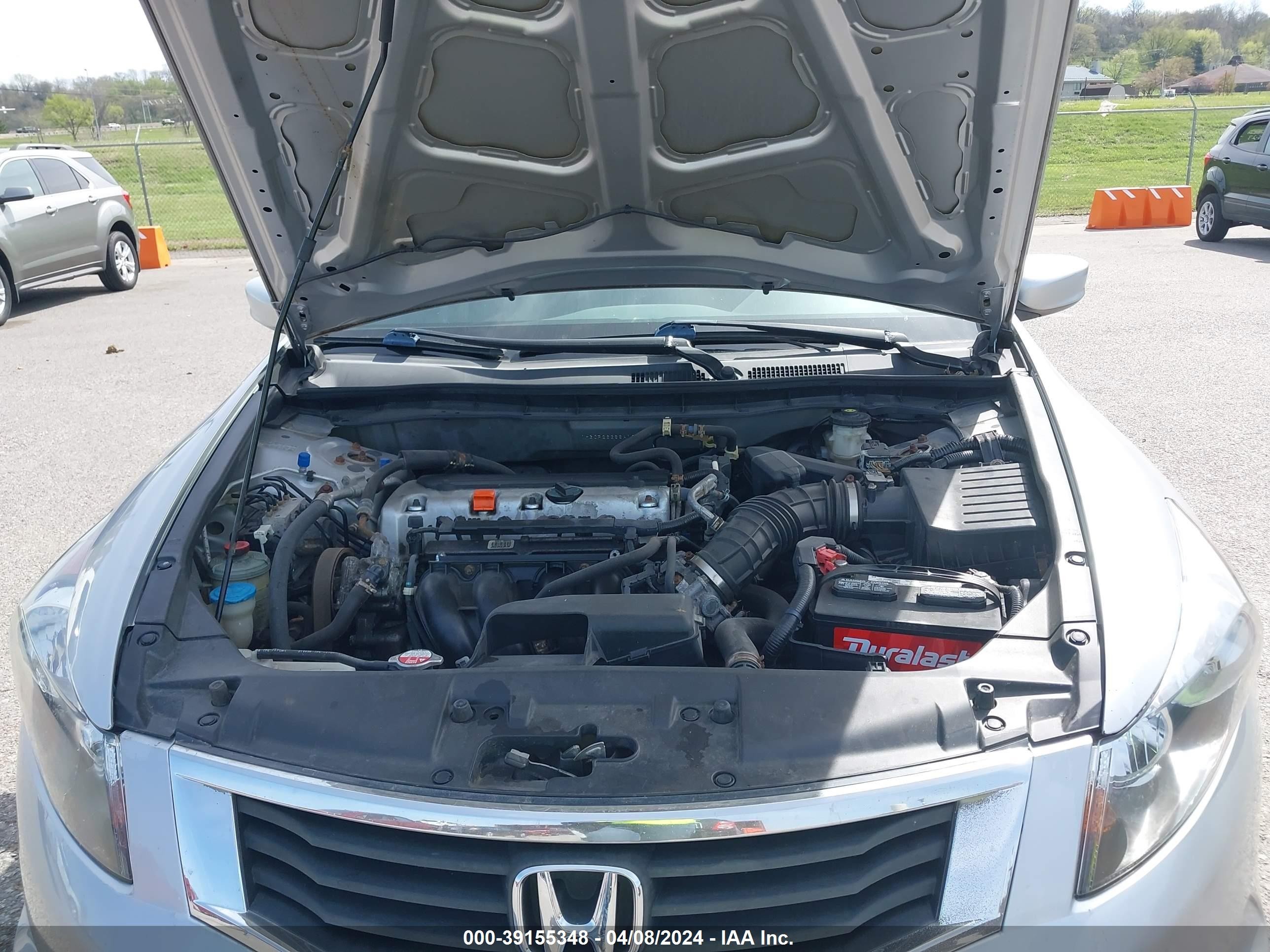 Photo 9 VIN: 1HGCP26388A163279 - HONDA ACCORD 