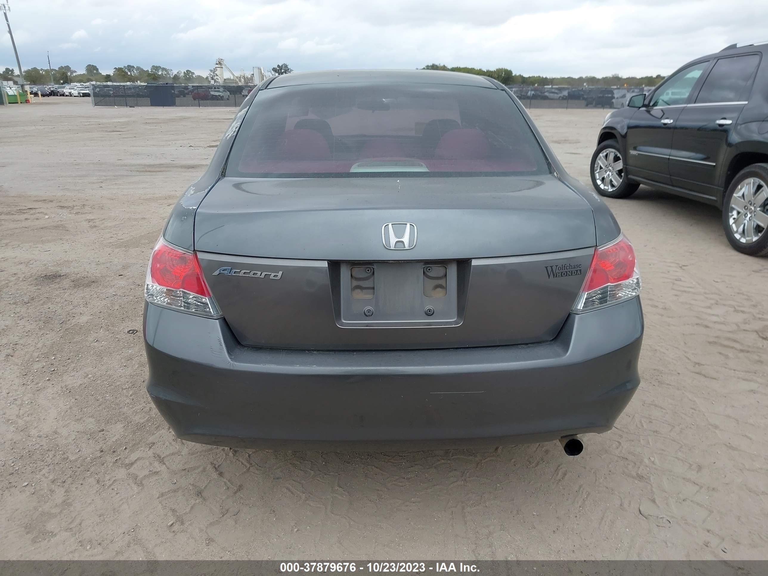 Photo 15 VIN: 1HGCP26389A027817 - HONDA ACCORD 