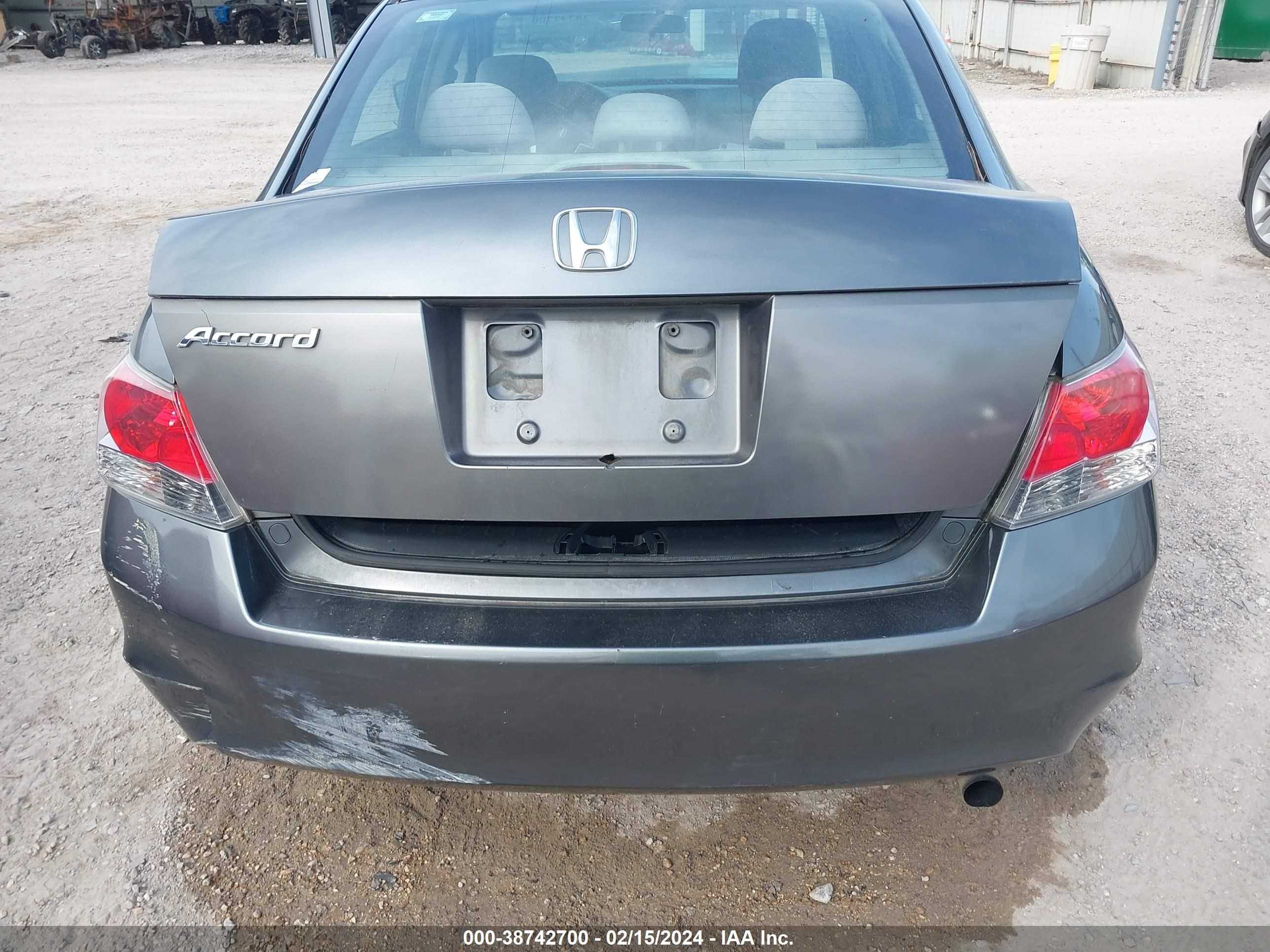 Photo 15 VIN: 1HGCP26389A134866 - HONDA ACCORD 