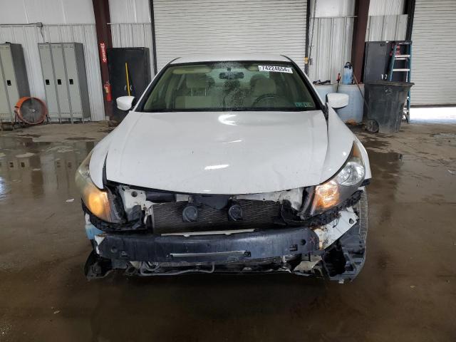 Photo 4 VIN: 1HGCP26398A129870 - HONDA ACCORD LX 