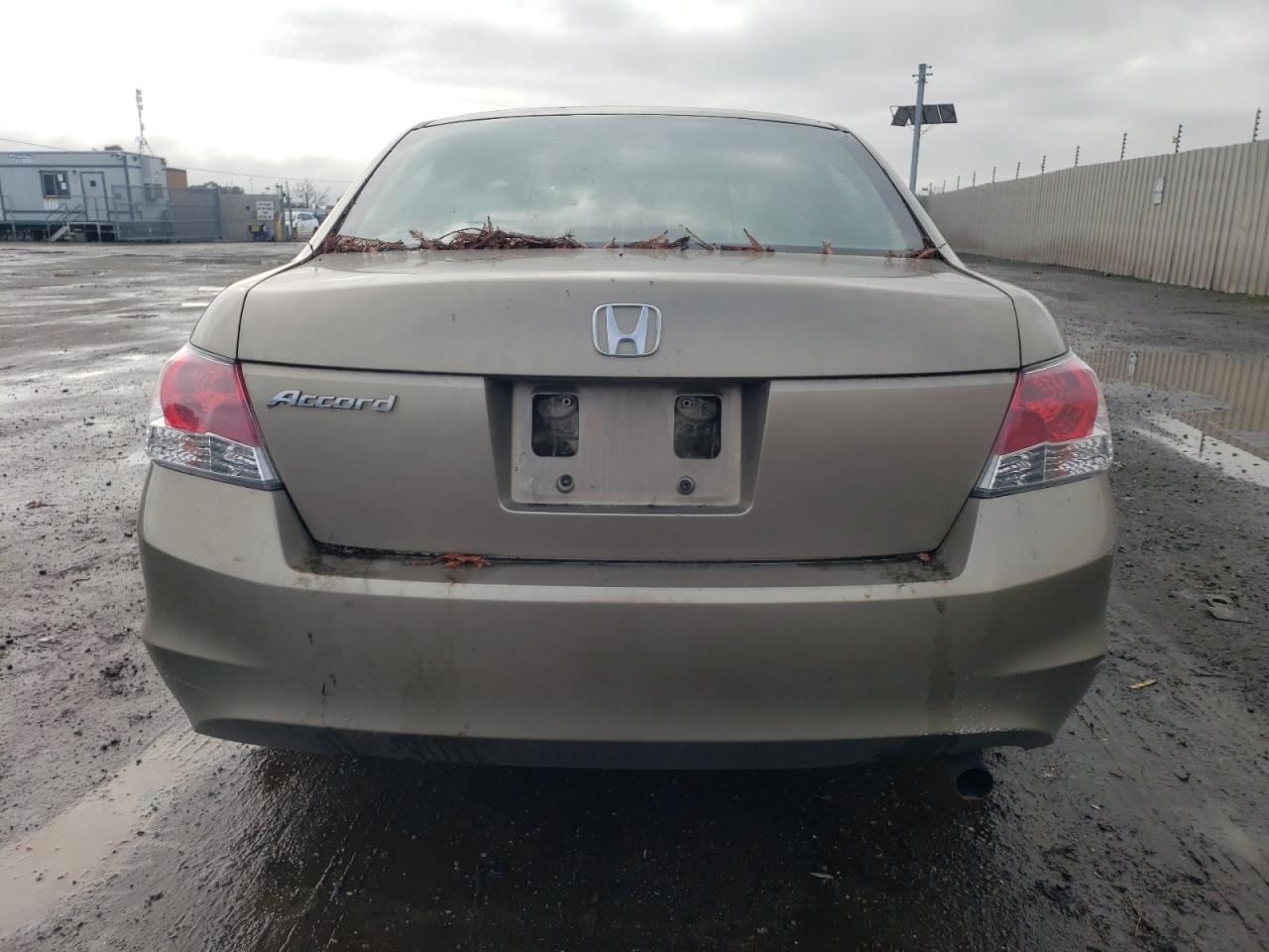 Photo 5 VIN: 1HGCP263X8A108493 - HONDA ACCORD 