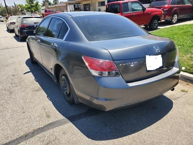 Photo 2 VIN: 1HGCP263X9A131919 - HONDA ACCORD LX 