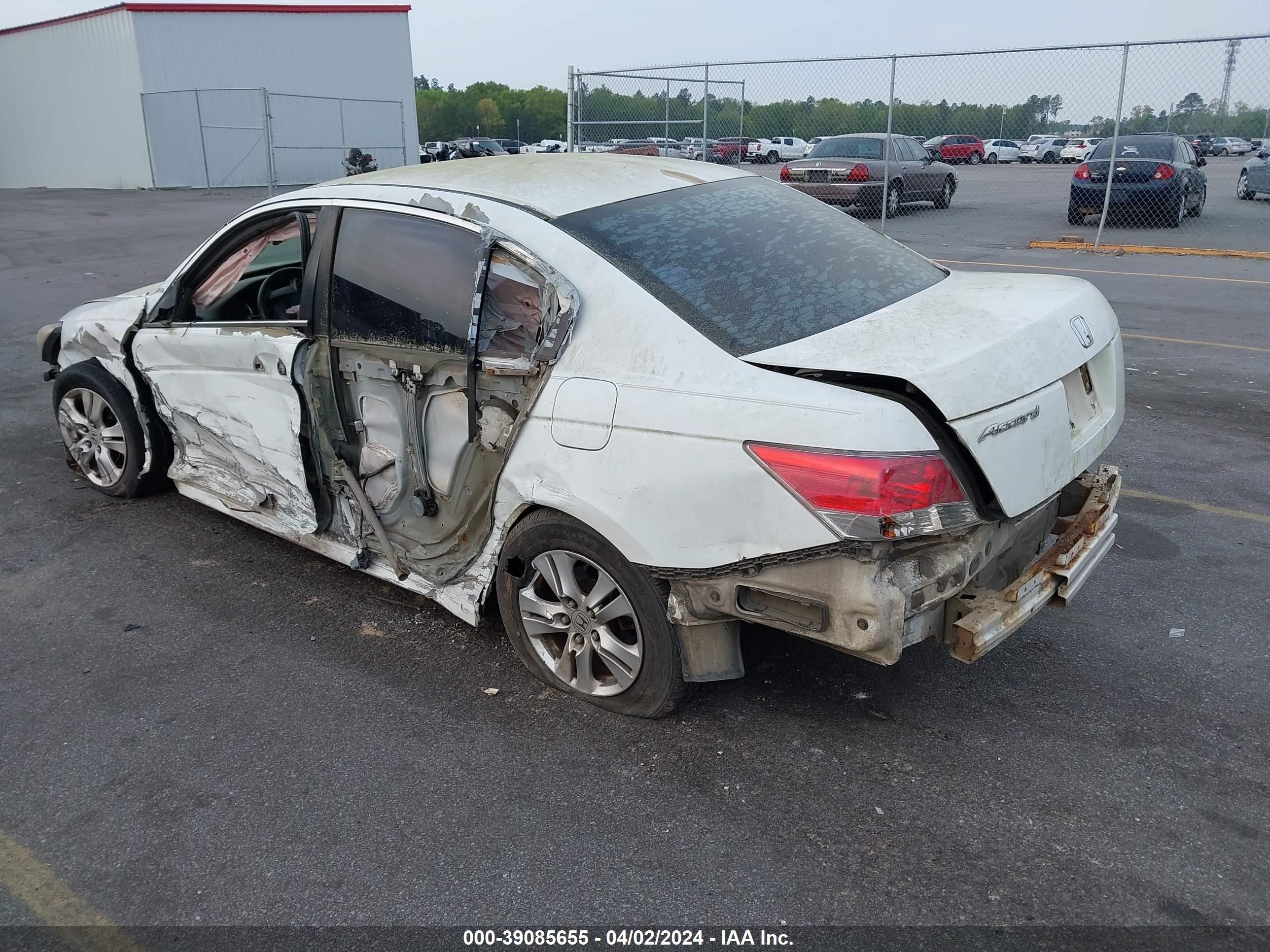 Photo 2 VIN: 1HGCP26408A034462 - HONDA ACCORD 