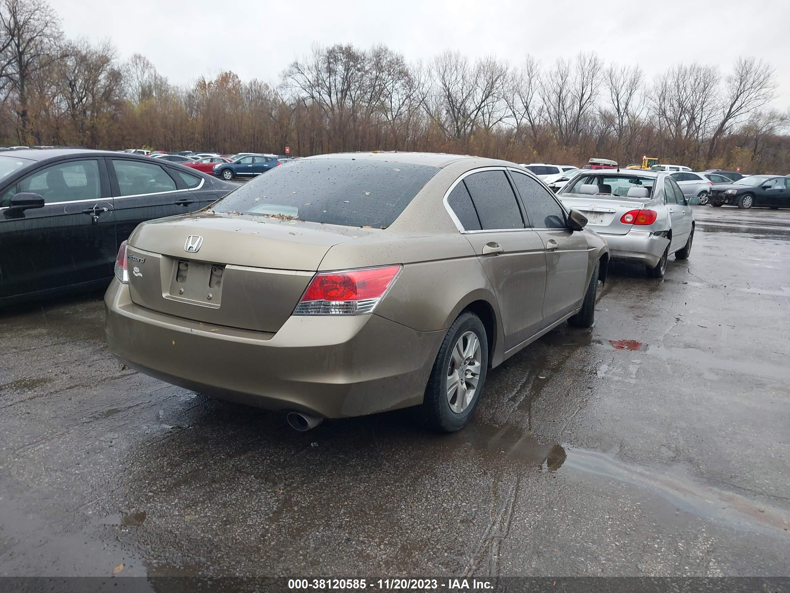 Photo 3 VIN: 1HGCP26409A044264 - HONDA ACCORD 